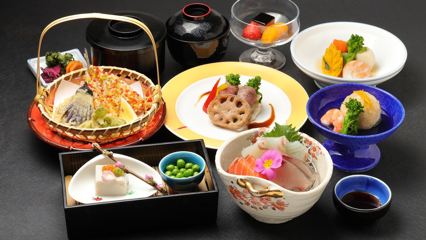 《3〜4名様利用》【広島市内を一望】天然温泉付き！　1泊2食付グレードアッププラン 『灯〜あかり〜』