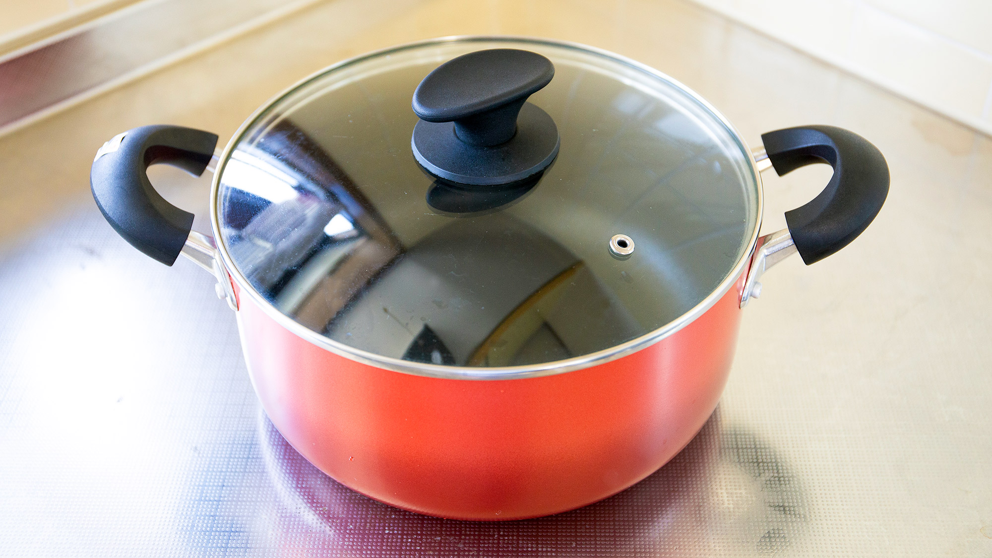 ・【キッチン】豊富な調理用具で、様々なお料理をお作りいただけます