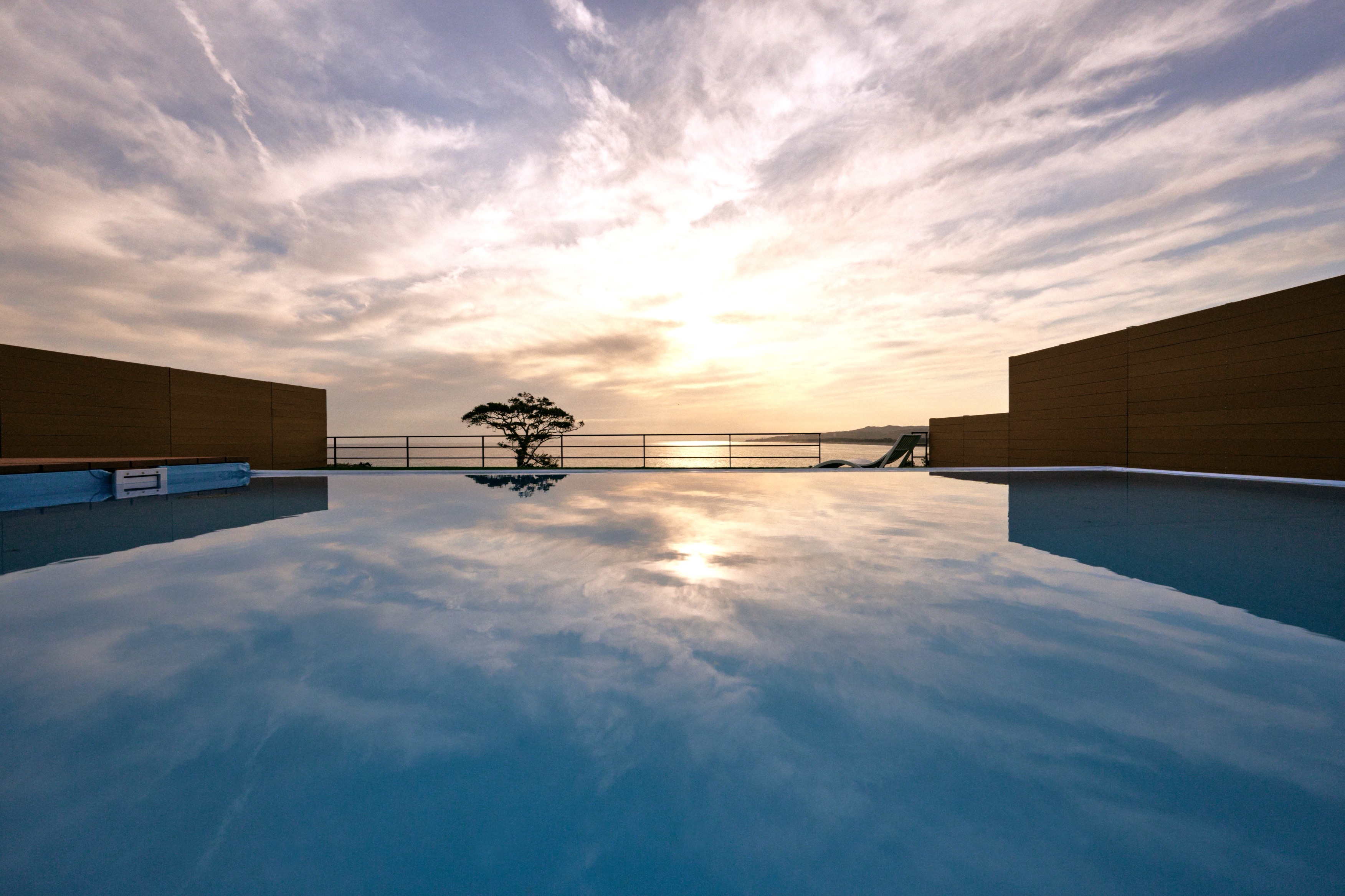 Y2　インフィニティプール