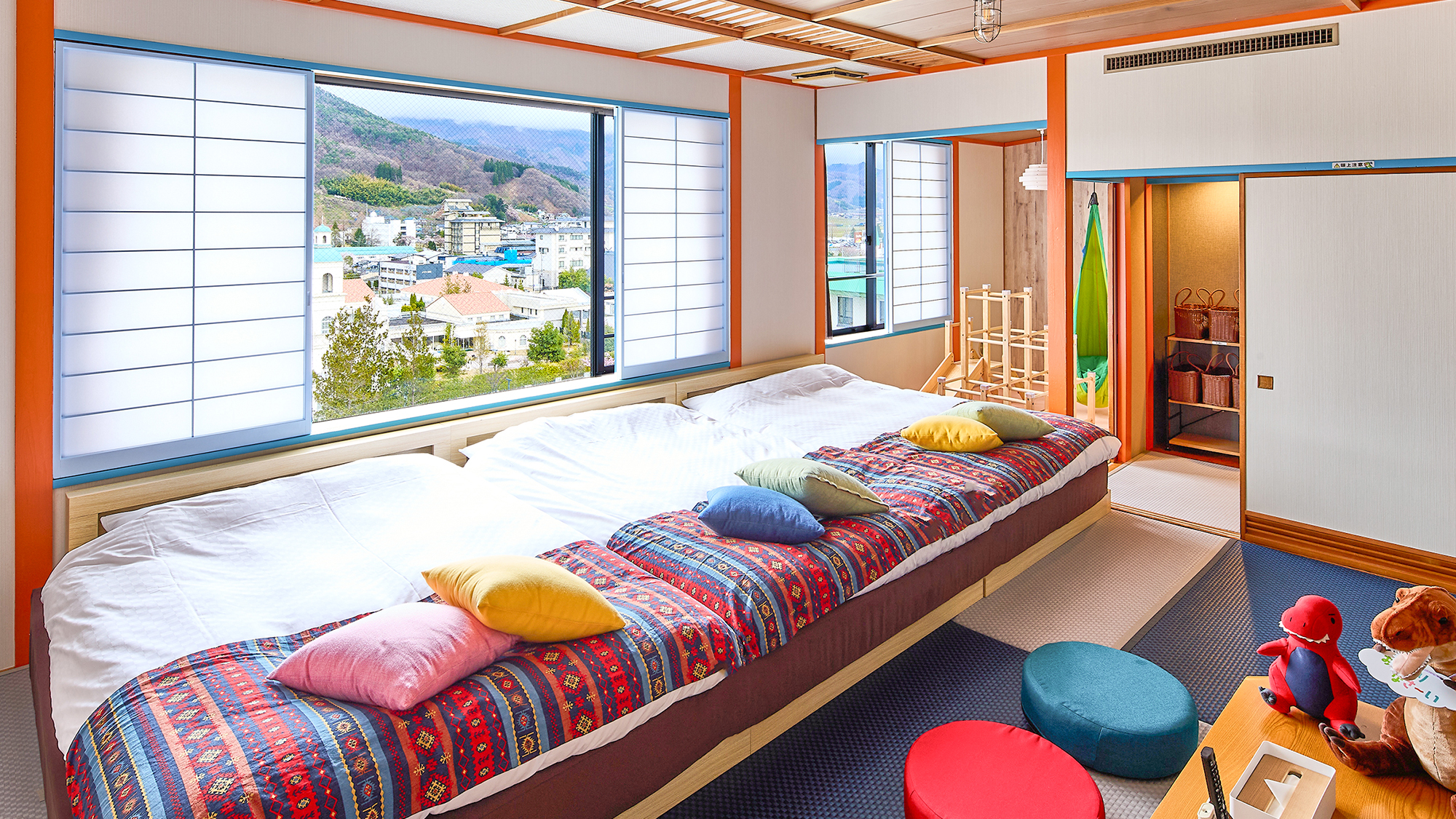 【本館】和洋室カジュアル６-遊具付き