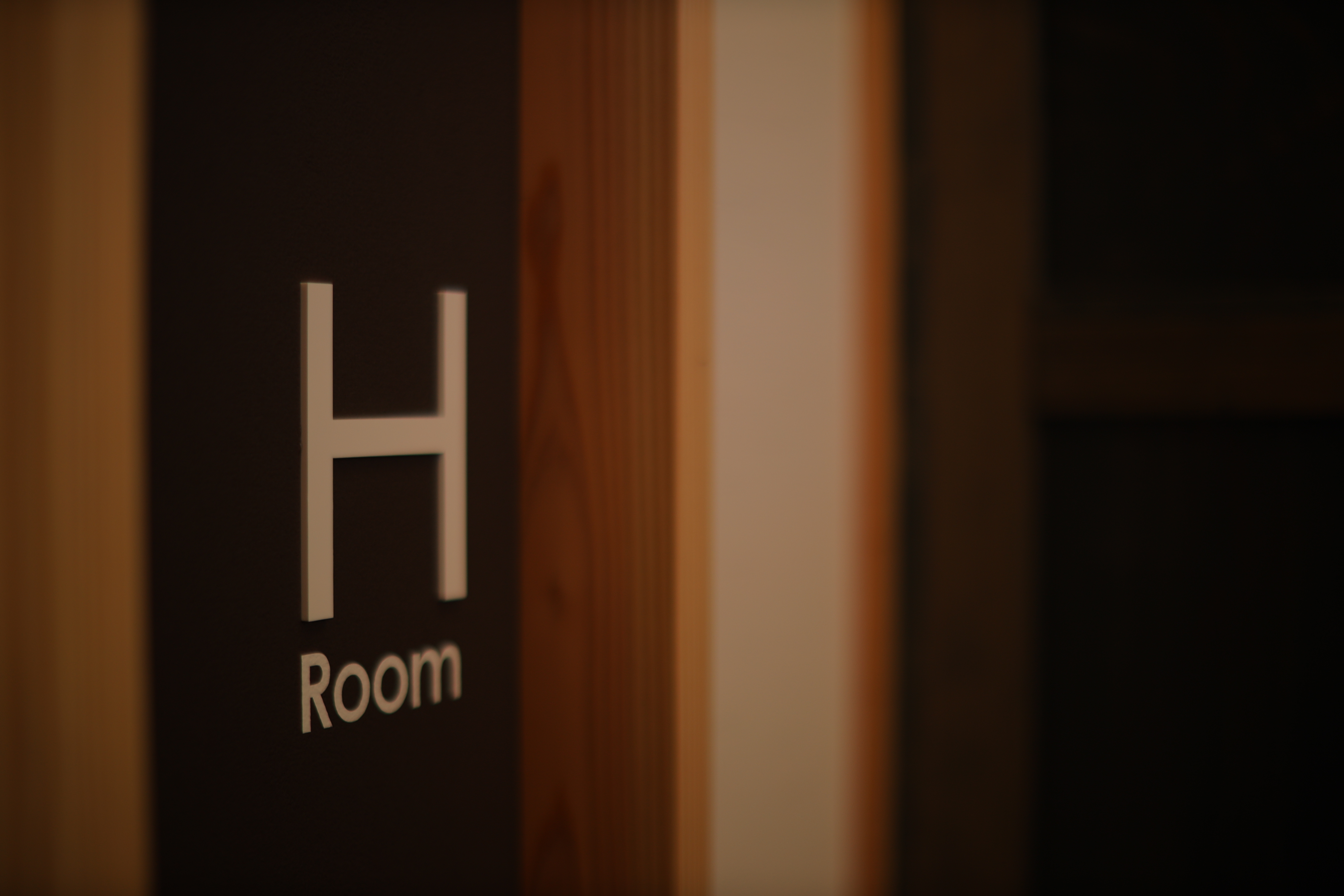 西町　ルームロゴ