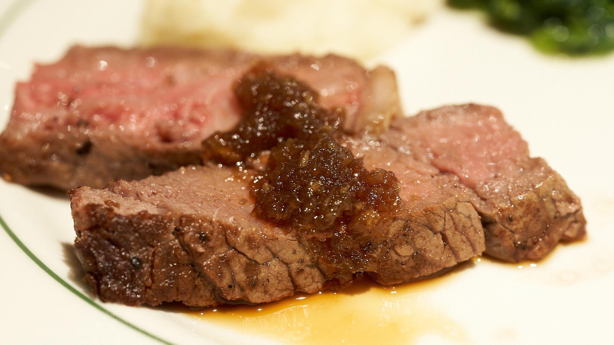 【ご夕食はレストラン】「上州牛」Tボーンステーキコース