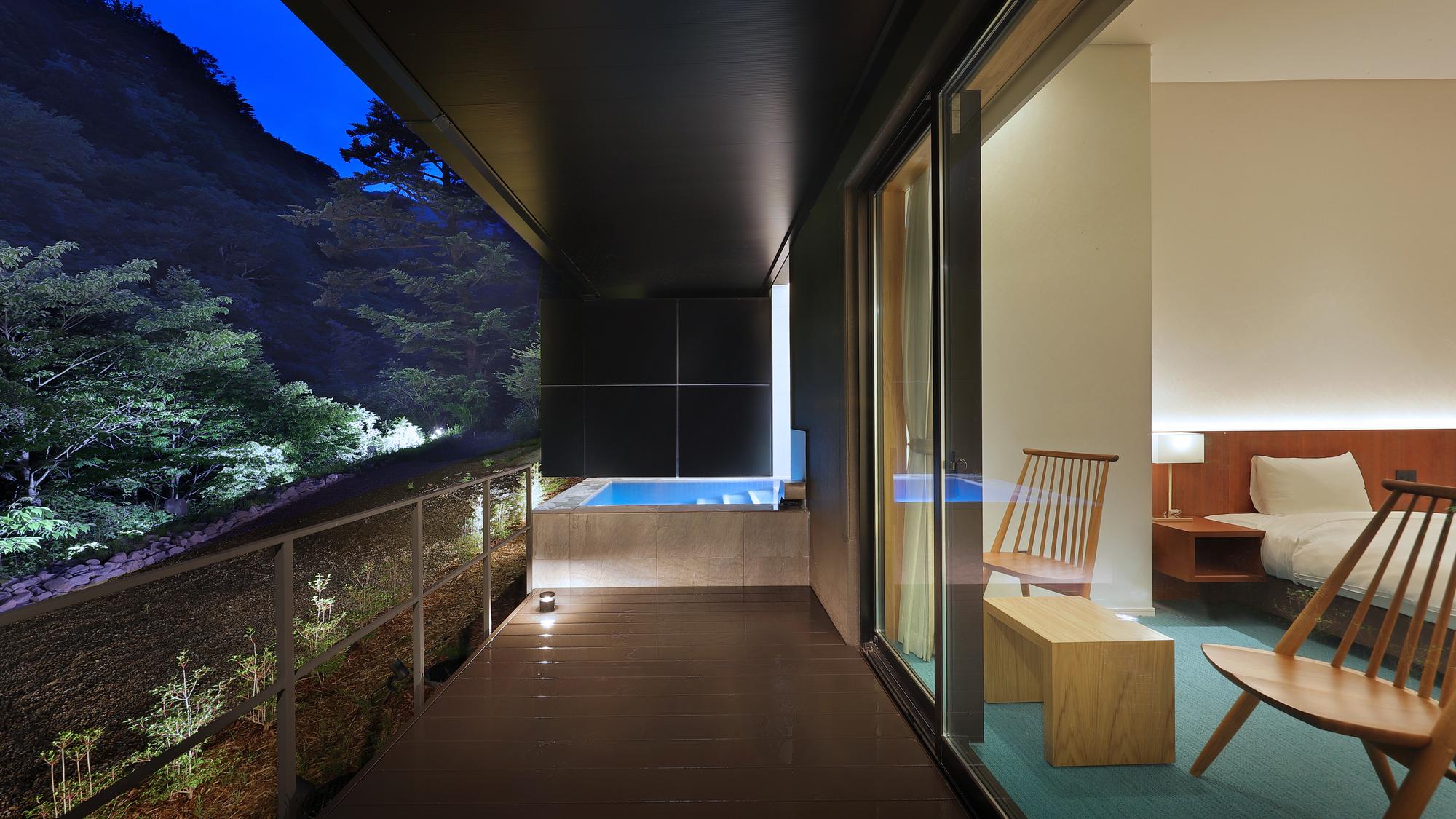 【101】Lieko（リエコ）／【102】Dalalae&part;a（ダラライダ）