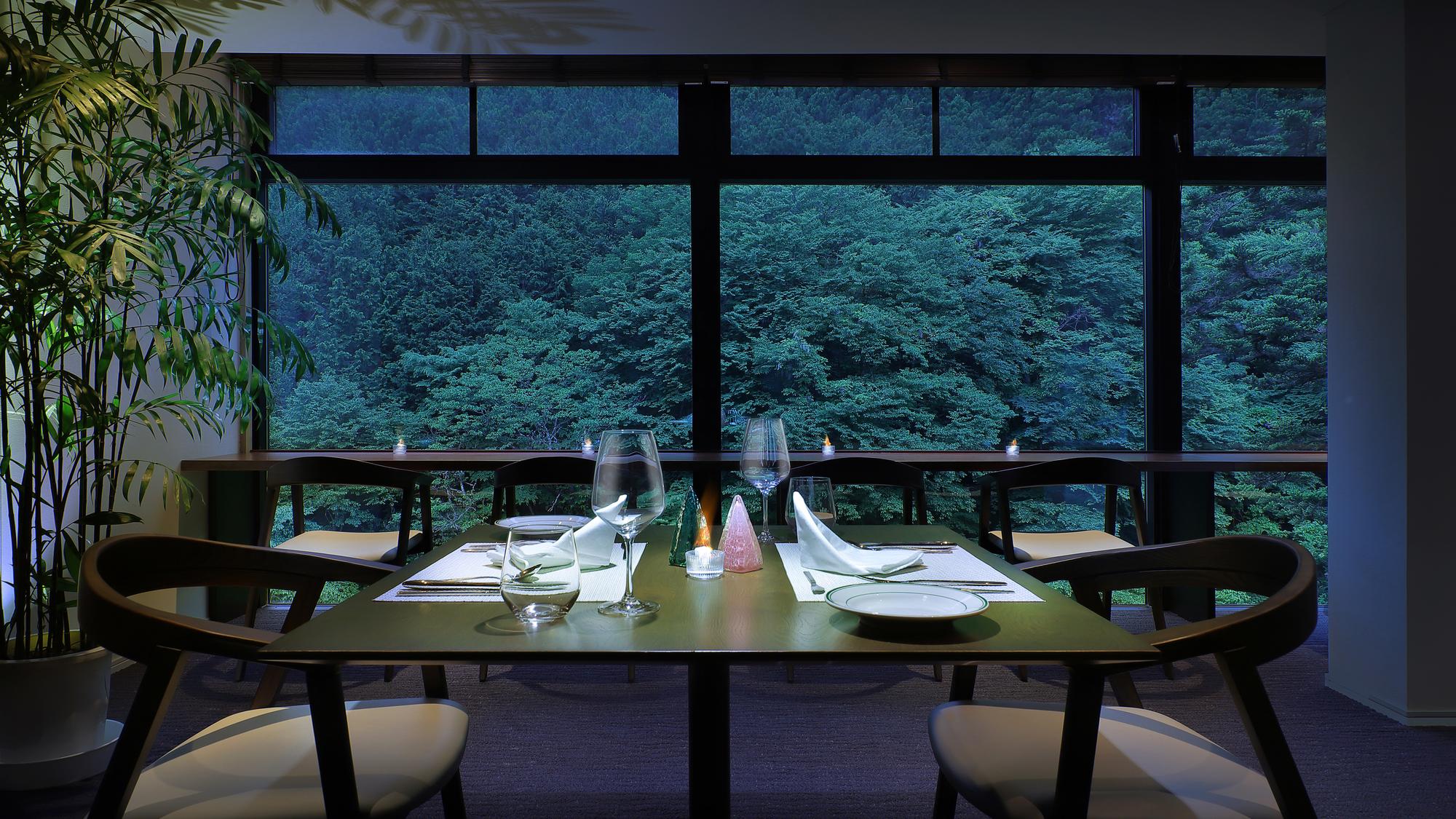 レストラン「J's CANYON」