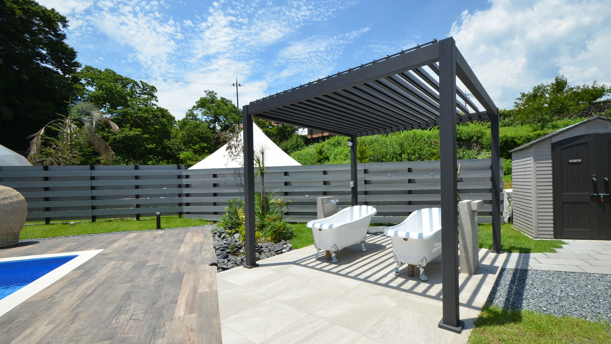 ・【アウトバス】プールで冷えた身体を優しく温めることができます