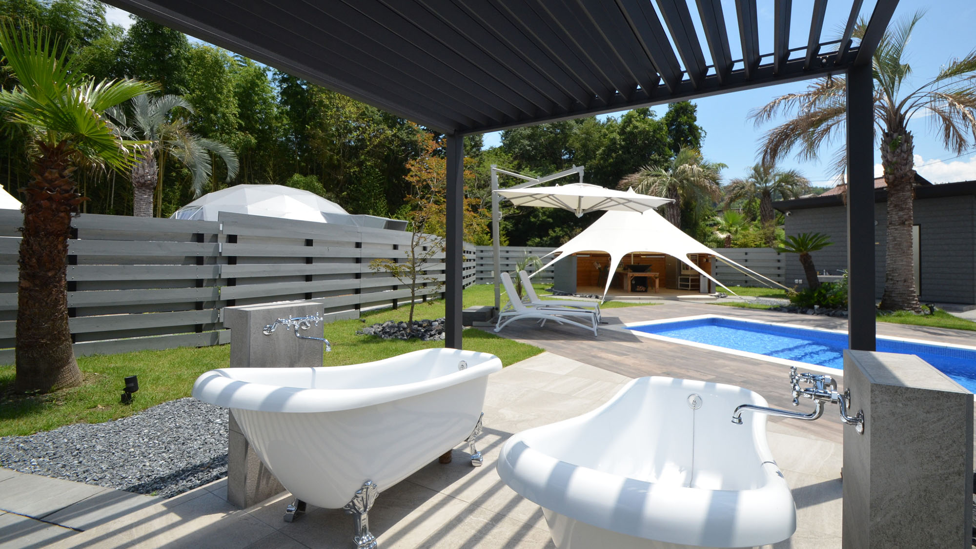 ・【アウトバス】浴槽を2つ備えているので、順番を待つことなくご利用いただけます