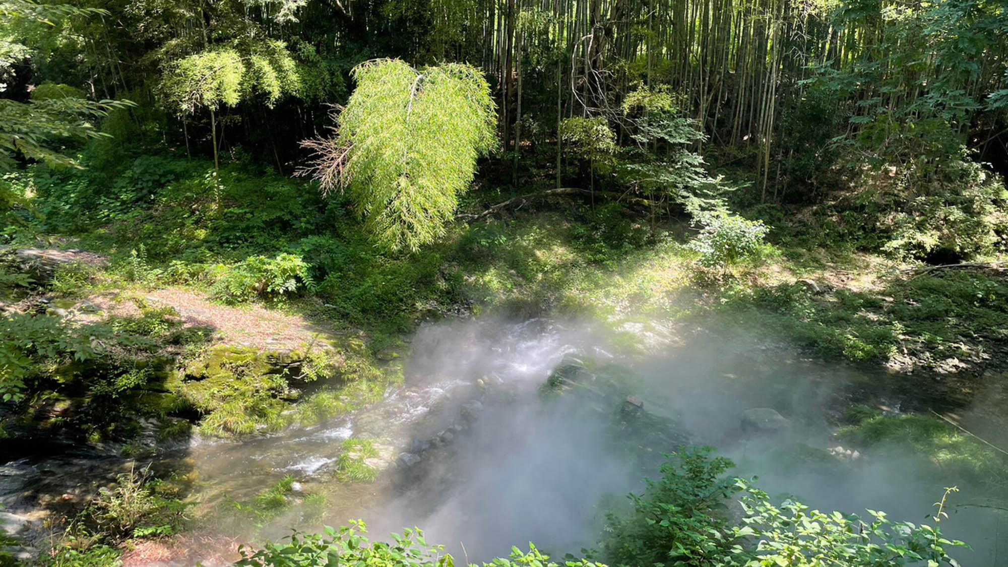 ・【三沢川】早朝7：05～7：30まで、白銀の世界が広がる雲海の演出を行っております