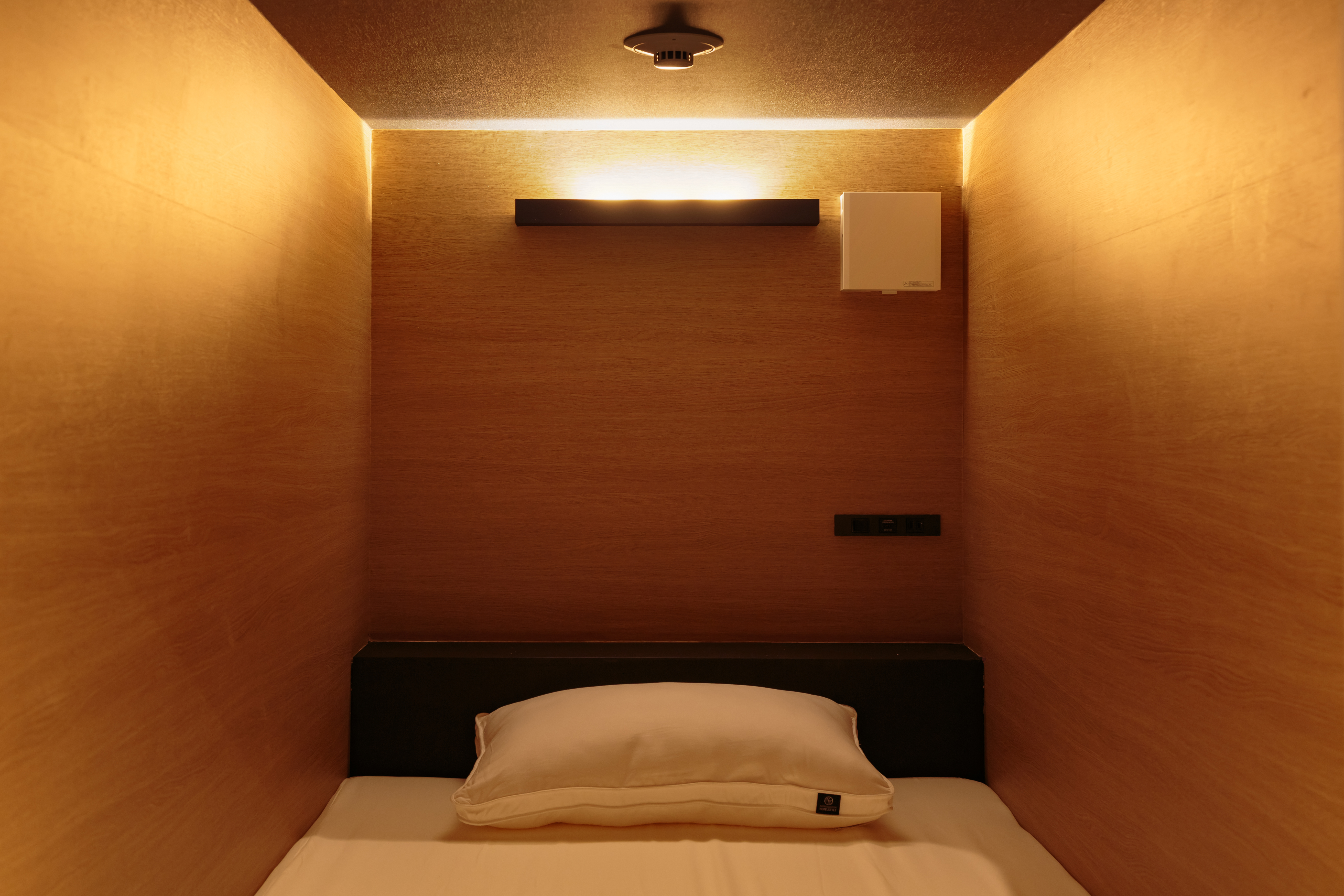 カプセル室内①