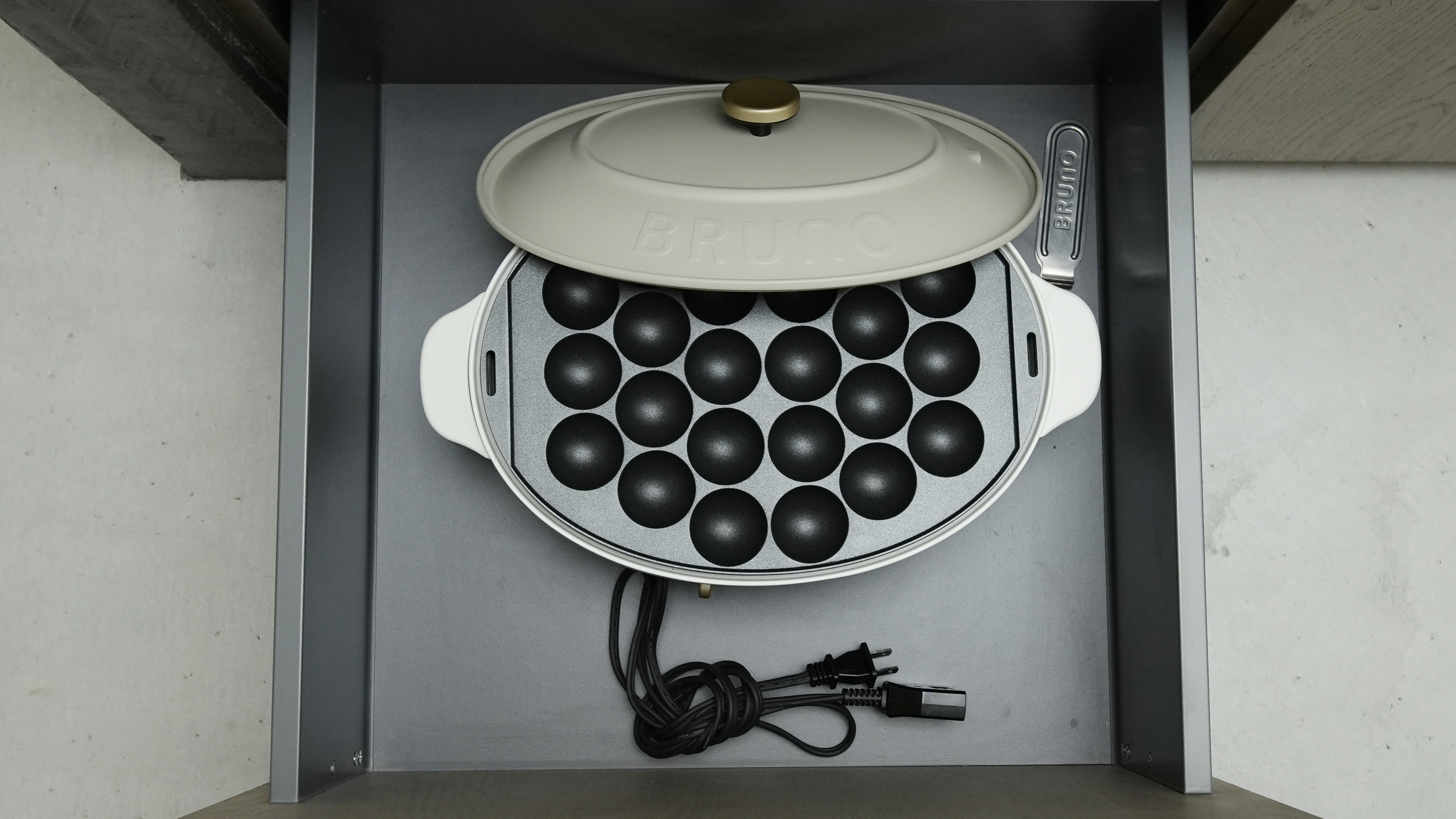 キッチン備品：ホットプレート