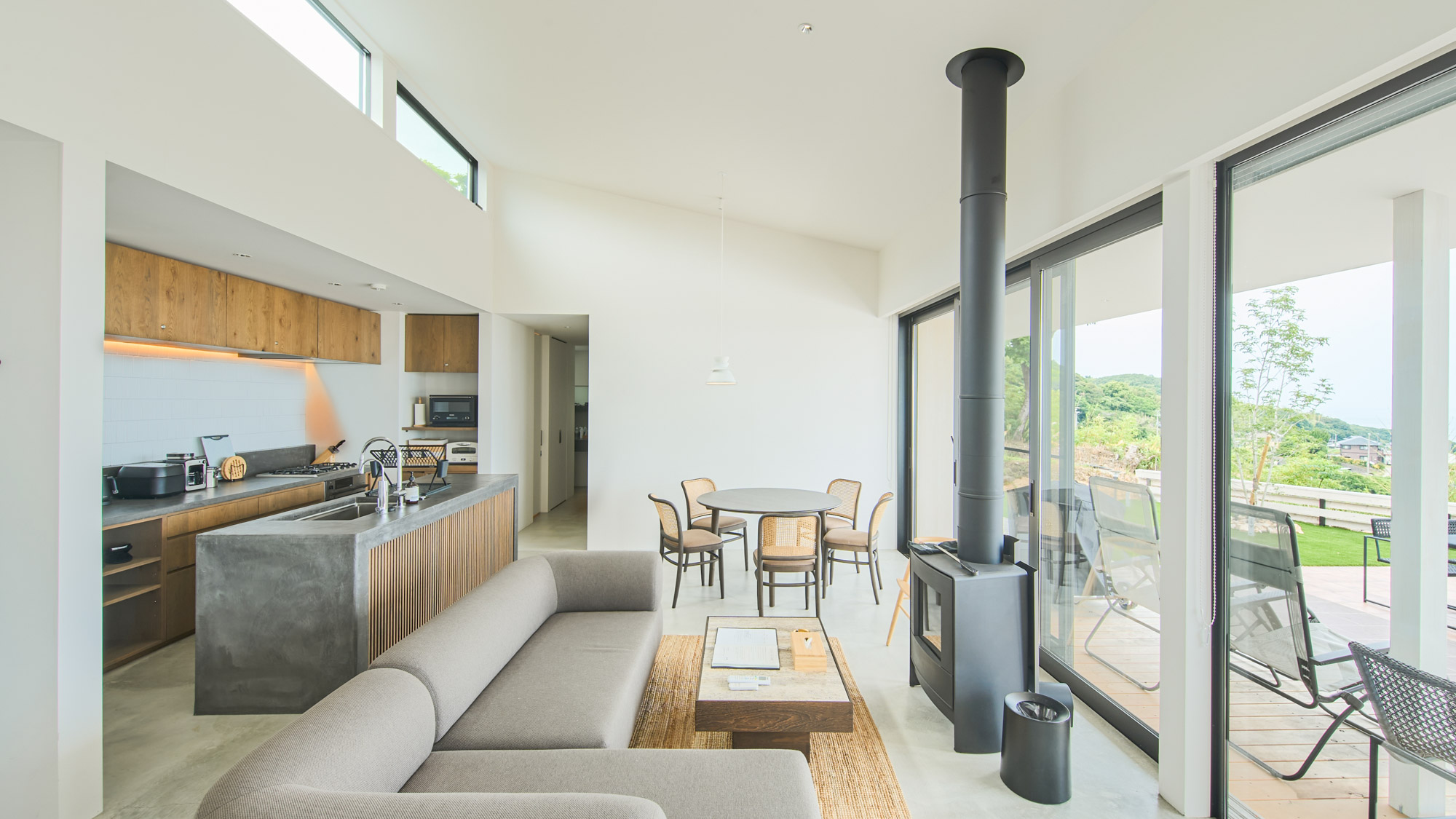 リビングダイニング