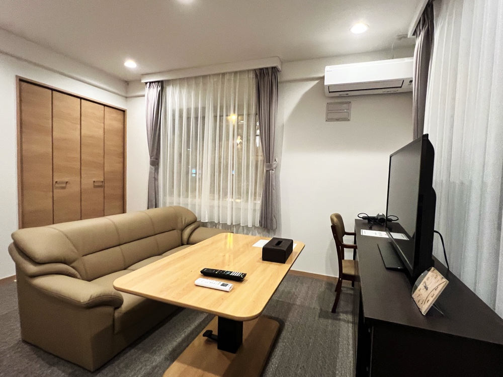 【禁煙】デラックススイートツイン（44平米）