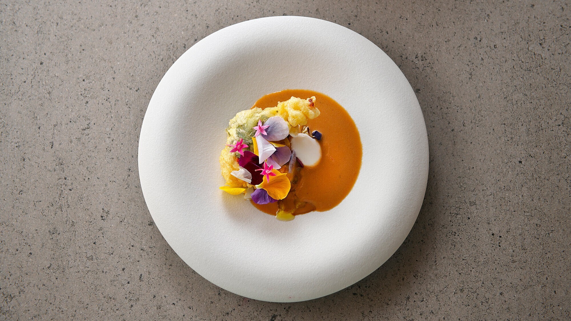 【ディナー】北海道産の食材を贅沢に使い、和のエッセンスを織り交ぜた最高級フレンチコースディナー