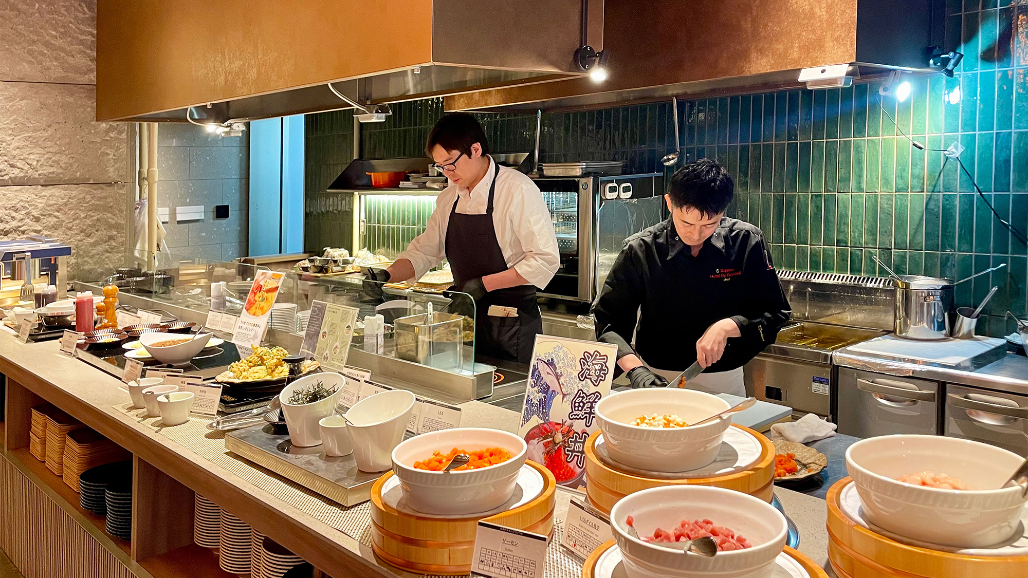 【朝食】出来立てを五感で味わうライブキッチン。美味しさと臨場感あふれる体験をお楽しみいただけます