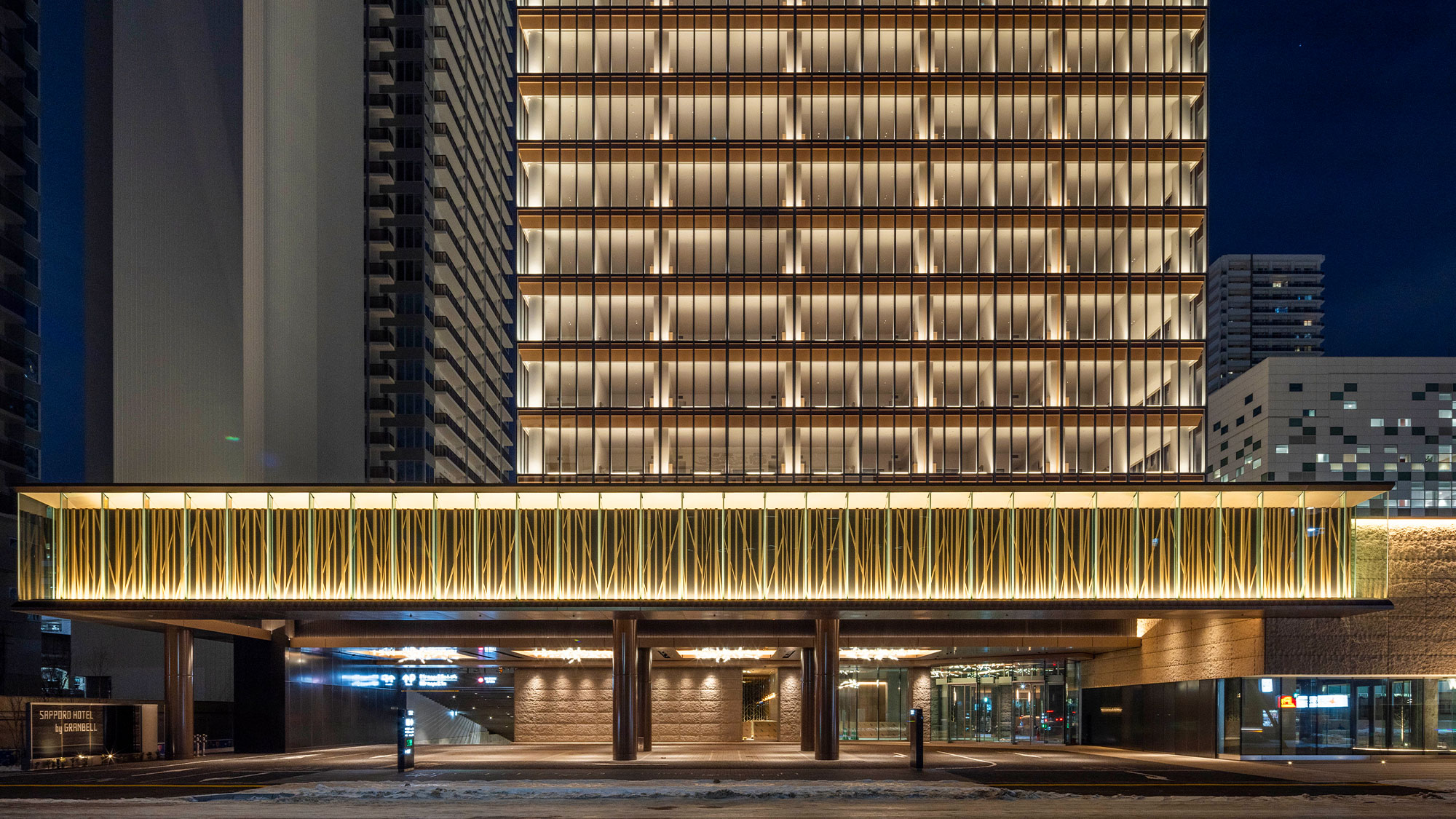 【外観】ブランド最高峰の新ランドマークホテル、札幌駅北口に誕生。札幌市街地で最大級の605室