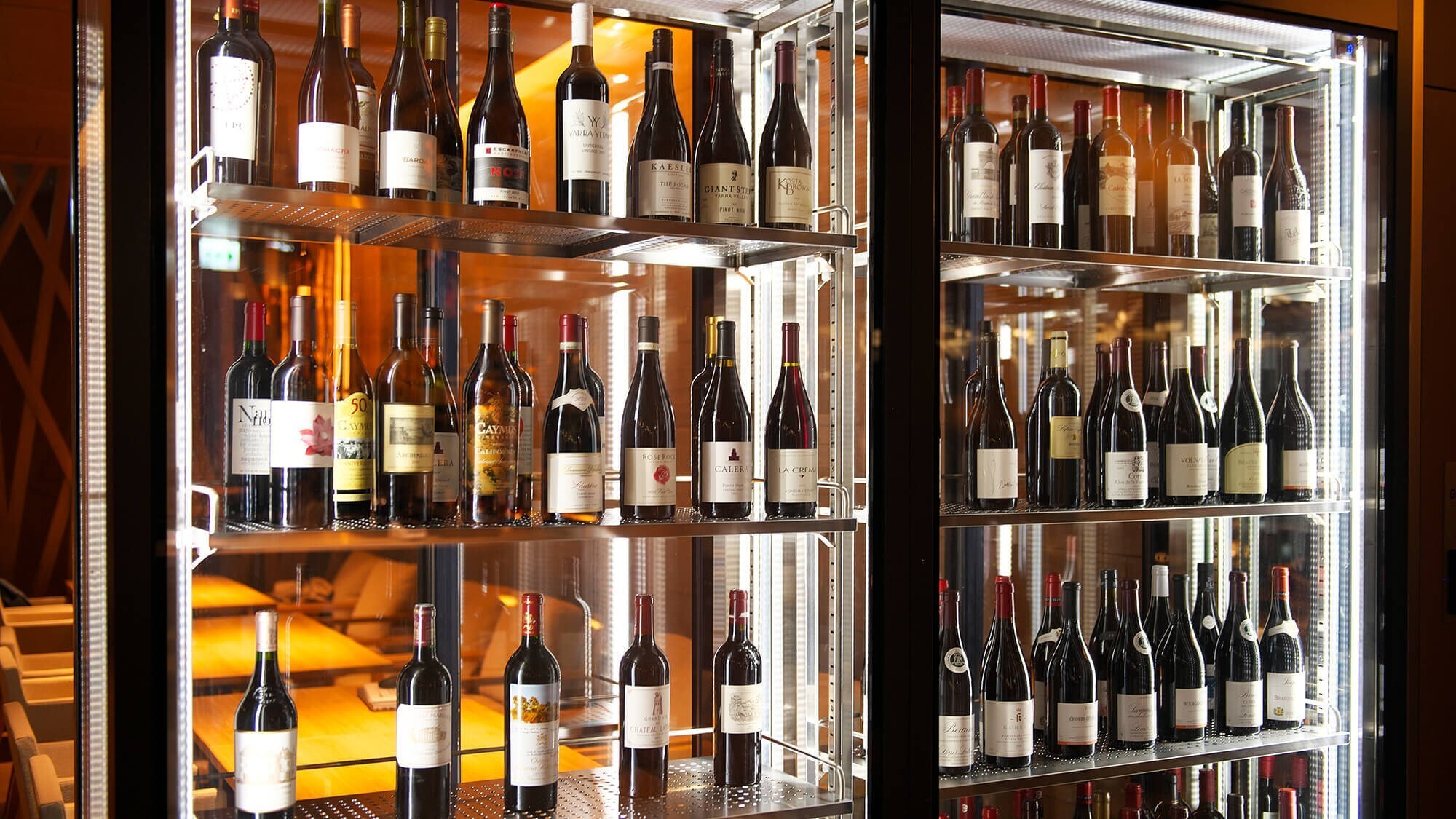 【ディナー】それぞれのお料理によく合うワインを、豊富に取り揃えております