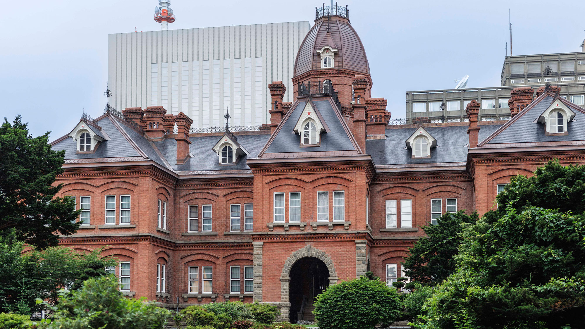 【北海道庁旧本庁舎】＜徒歩約20分＞「赤れんが庁舎」として親しまれる北海道庁旧本庁舎