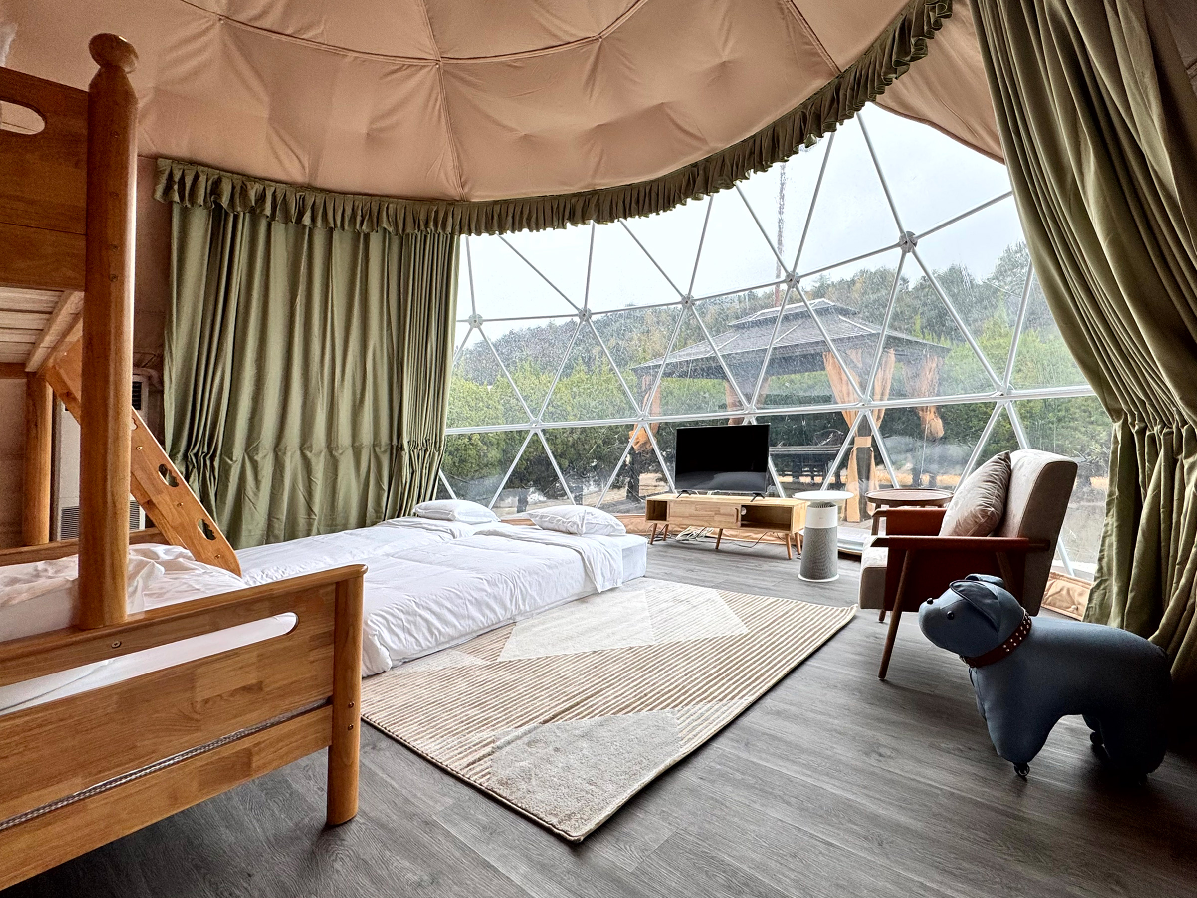 ドームテント(内部)