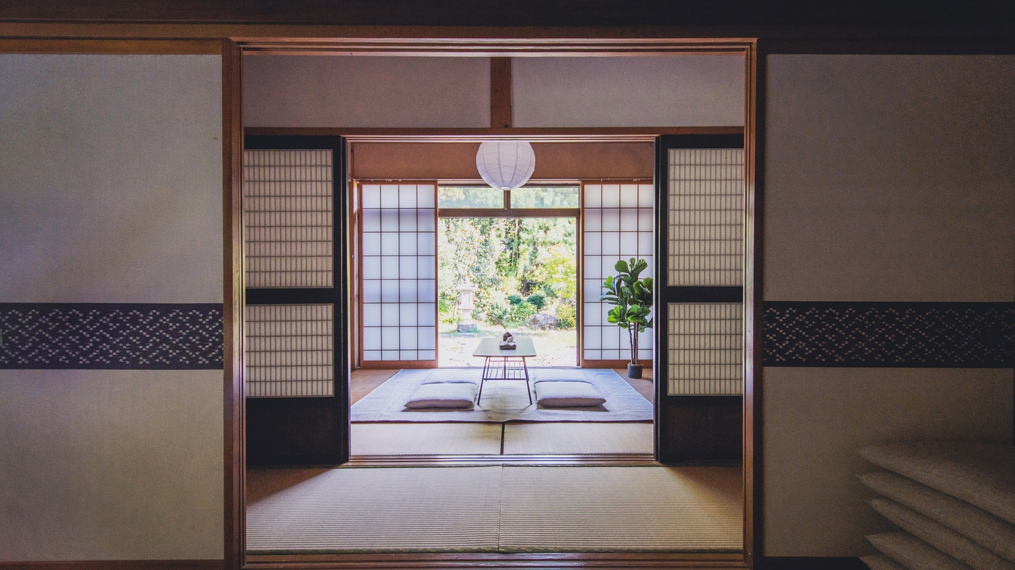 【佐渡一棟貸切】日本の四季を彩る絶景の庭と独特の世界観のアートを楽しめる宿の素泊まりプラン