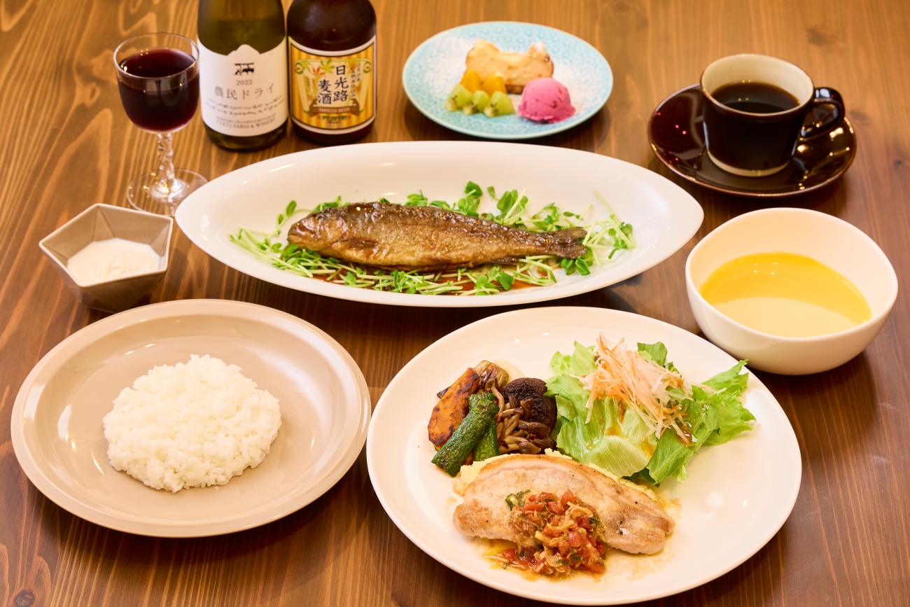 夕食一例です