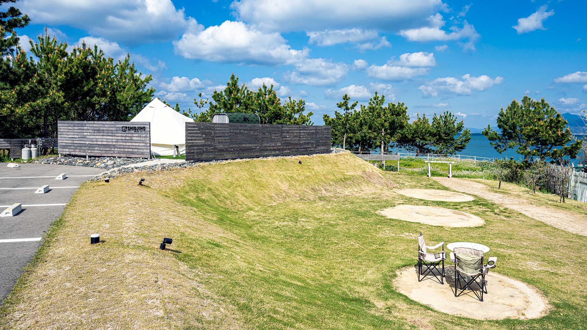 ・【駐車場】予約不要で3台まで収容可能です