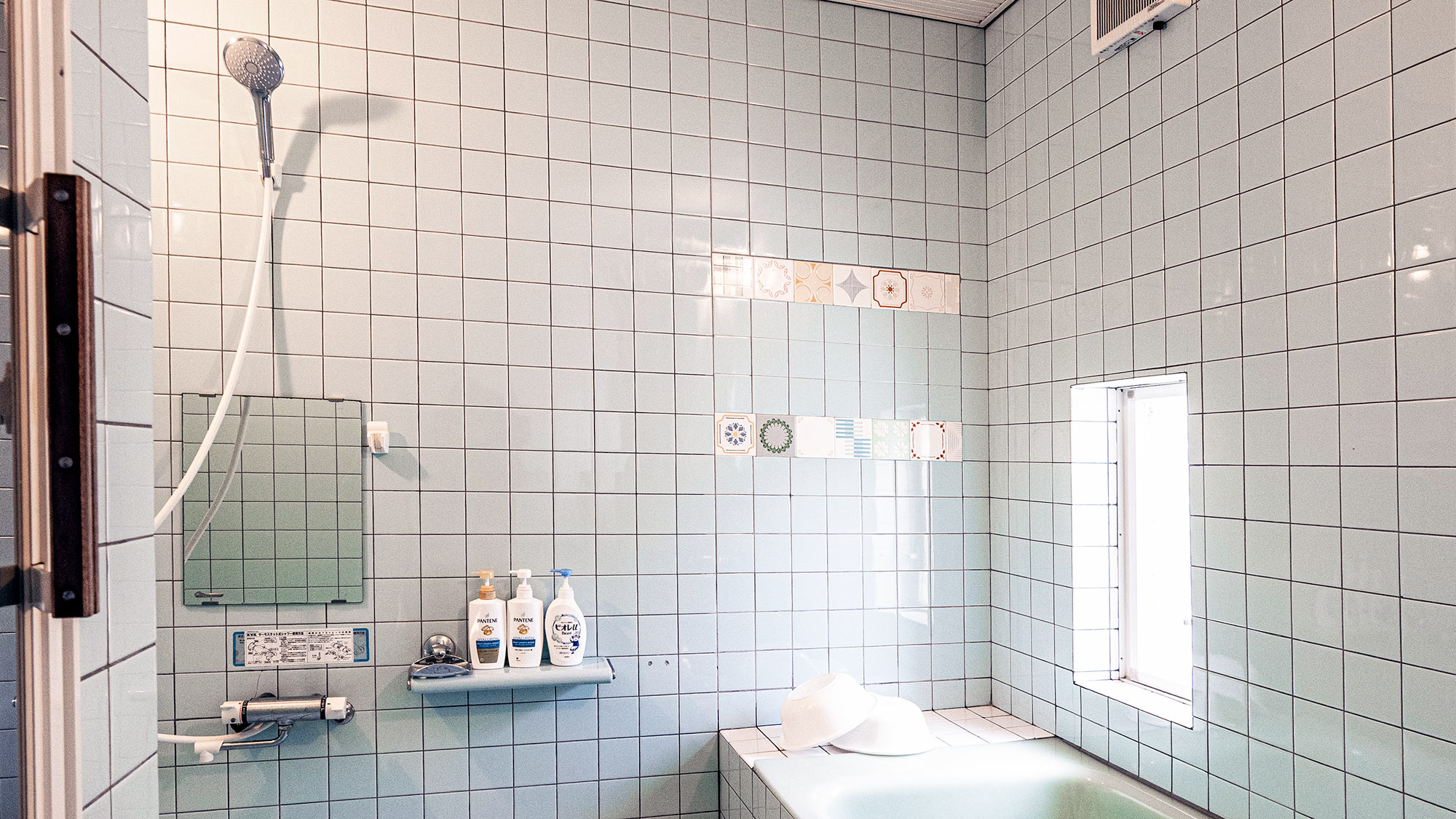 ・【お風呂】バスアメニティ完備。お荷物の心配不要です