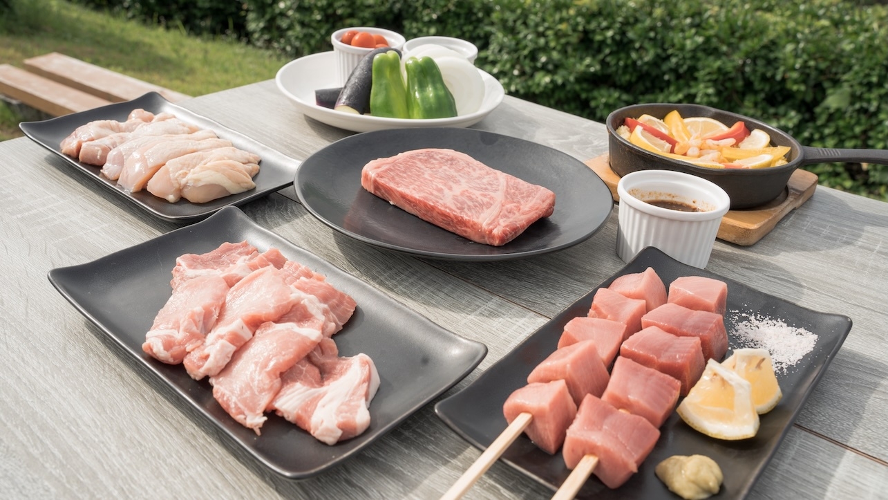 【早割60】【幻の四万十牛を堪能】贅沢デラックスBBQ付きグランピング ＜2食付き＞