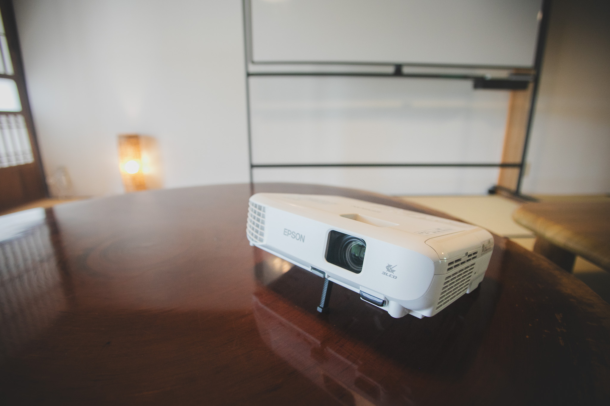 【設備】プロジェクターの無料貸し出しも行っております