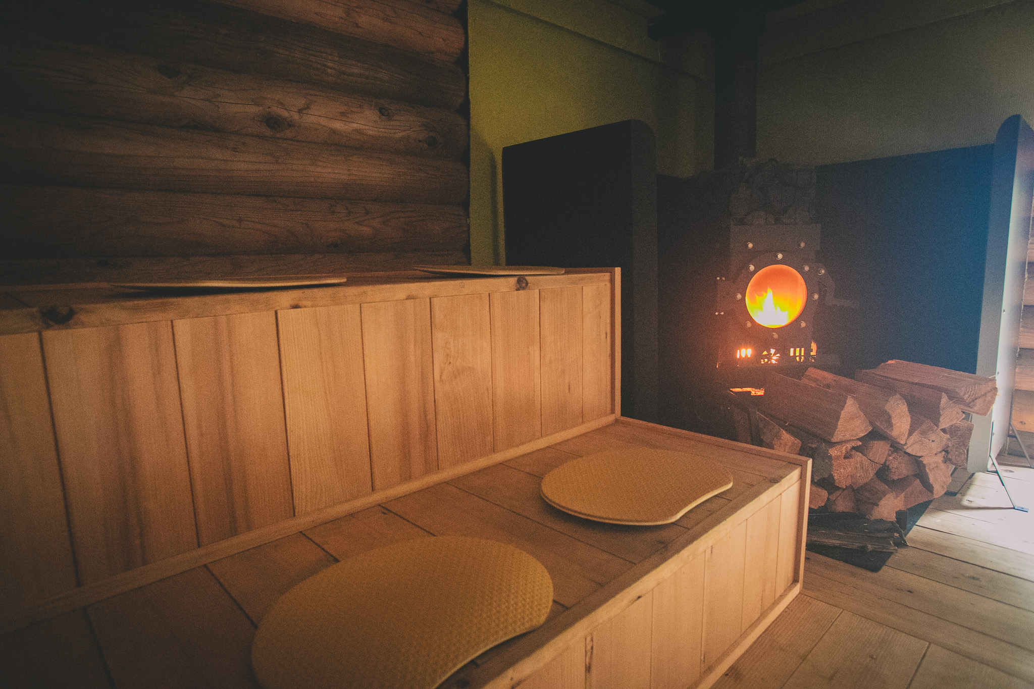 【サウナ】ロウリュサウナをお楽しみください