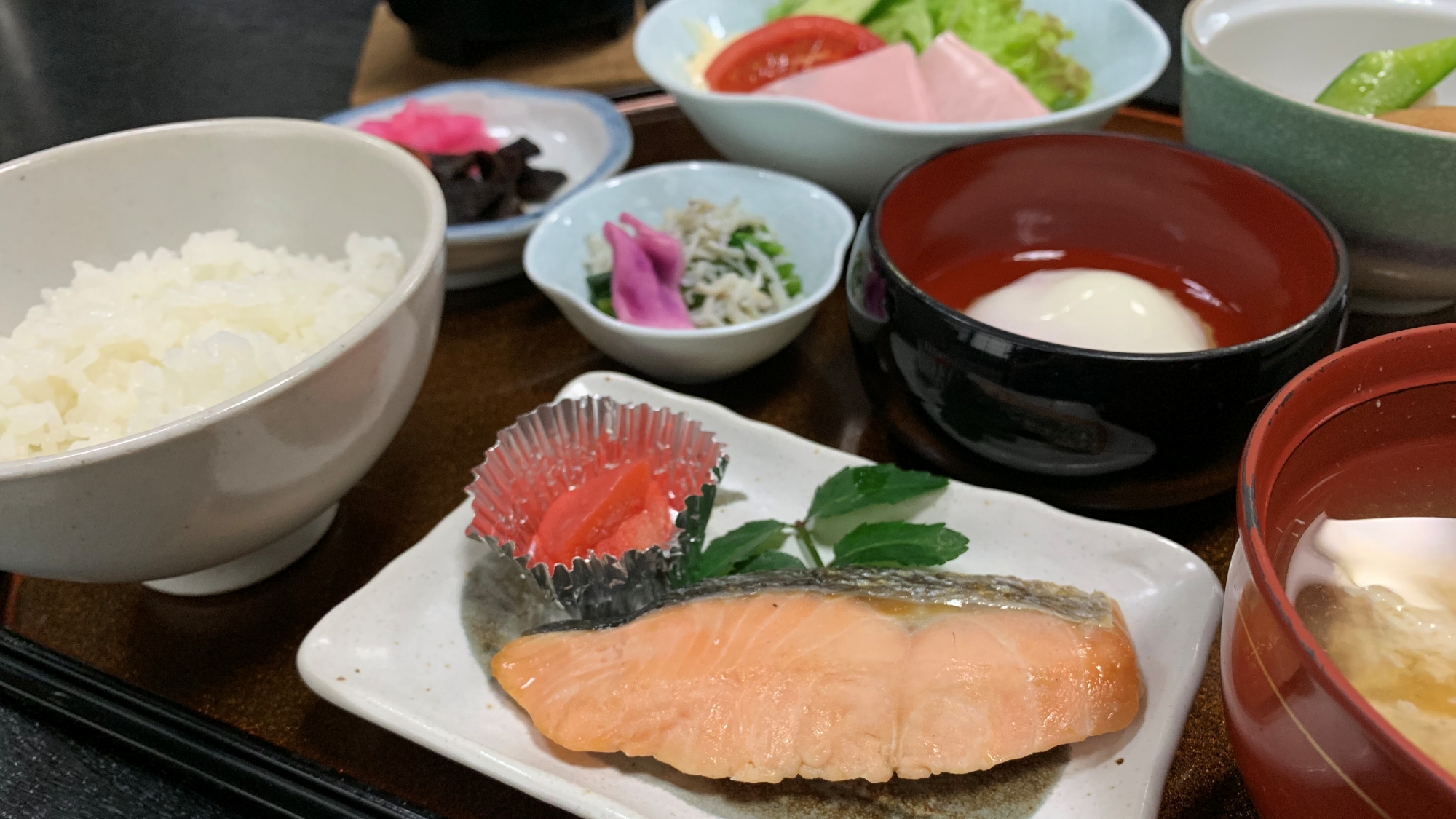 *朝食/バランスのとれた和朝食を白山苑で