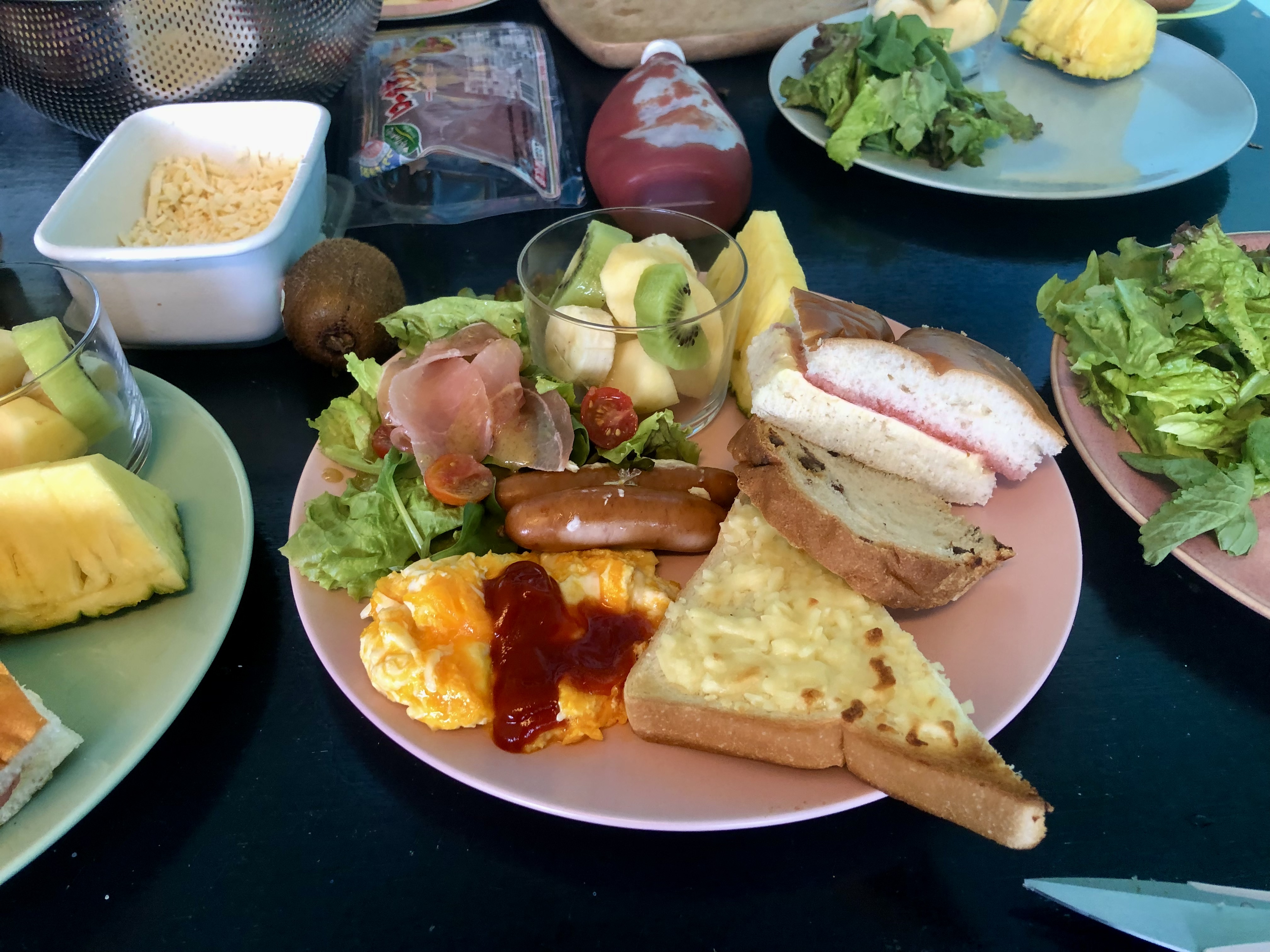 ホテルモアナでは、全てのお客様に朝食を提供しています。