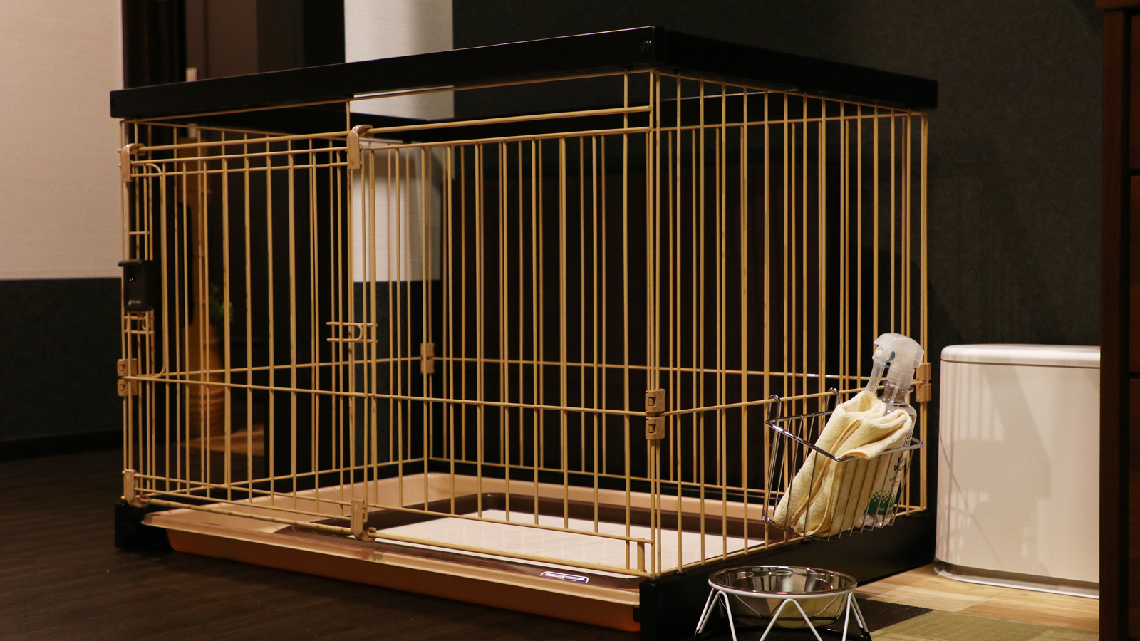 【客室内ケージ】*