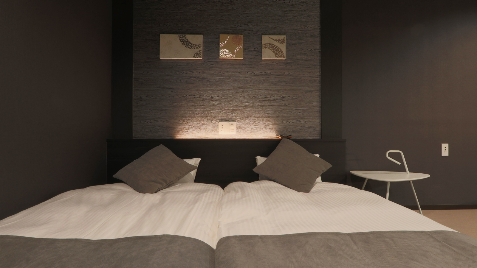 【部屋206】-オーシャンビュー・ユニットバス付ツインルーム-*