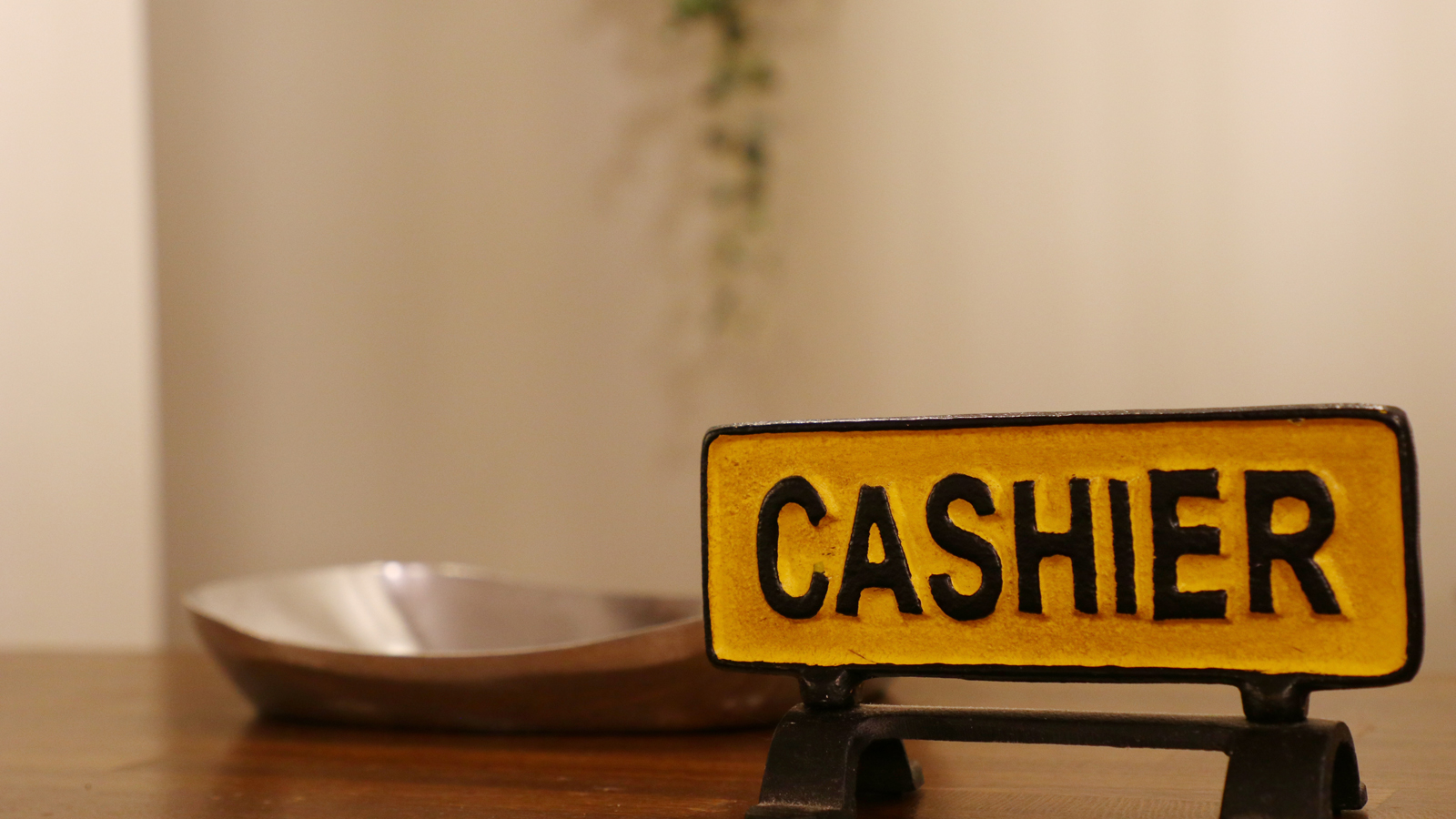 【館内イメージ】*