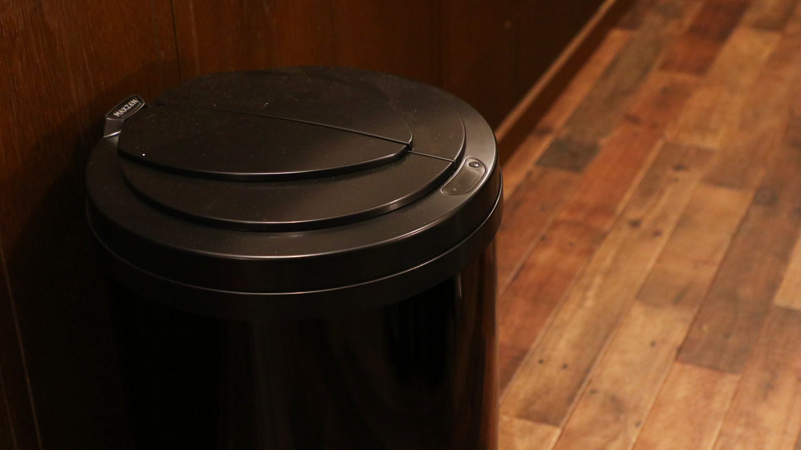 【ワンちゃん用おむつ入れ】*