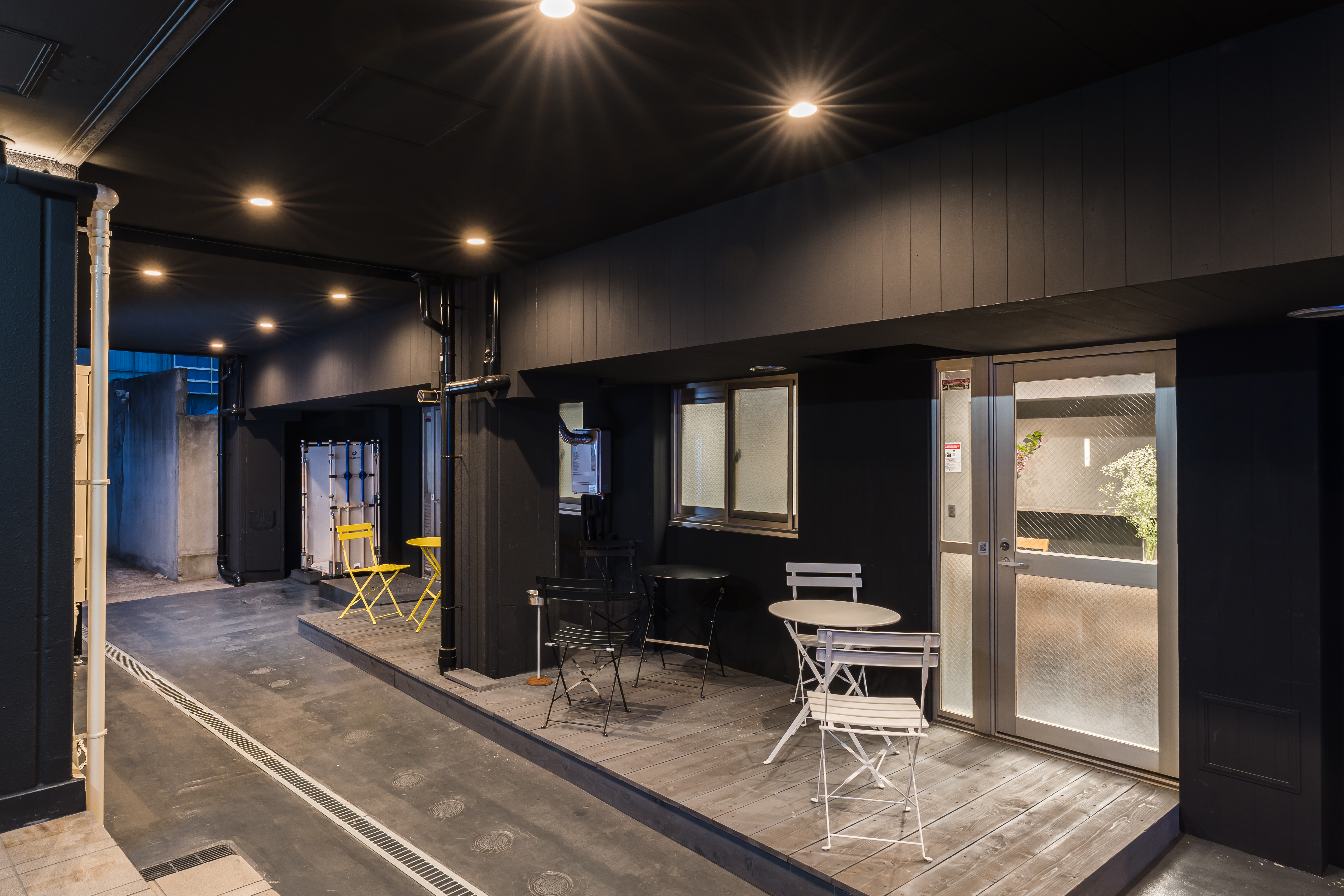 1階外部共用スペース