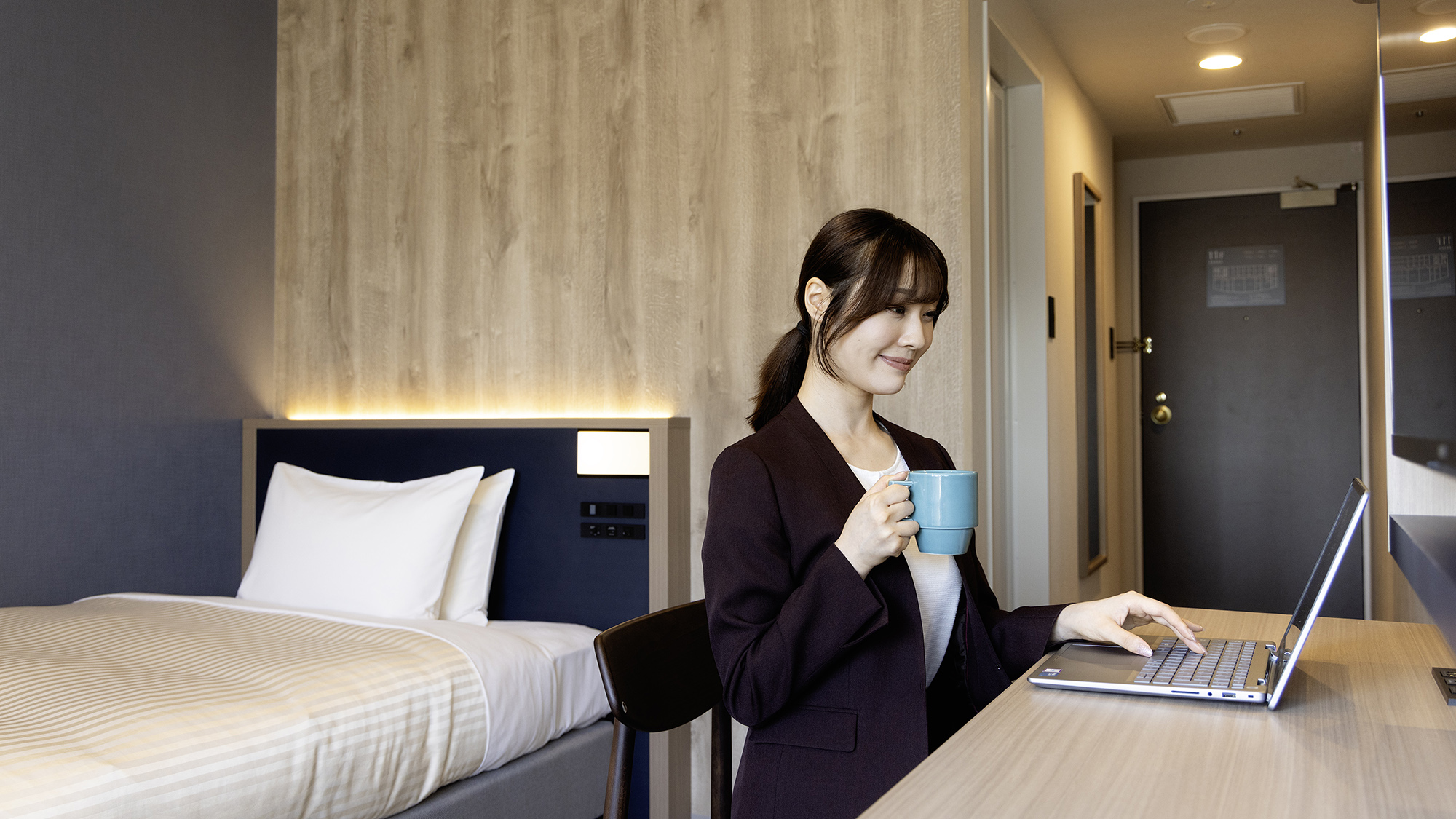 【DXシングル】ビジネス利用にも最適な、シンプルで快適なお部屋です。