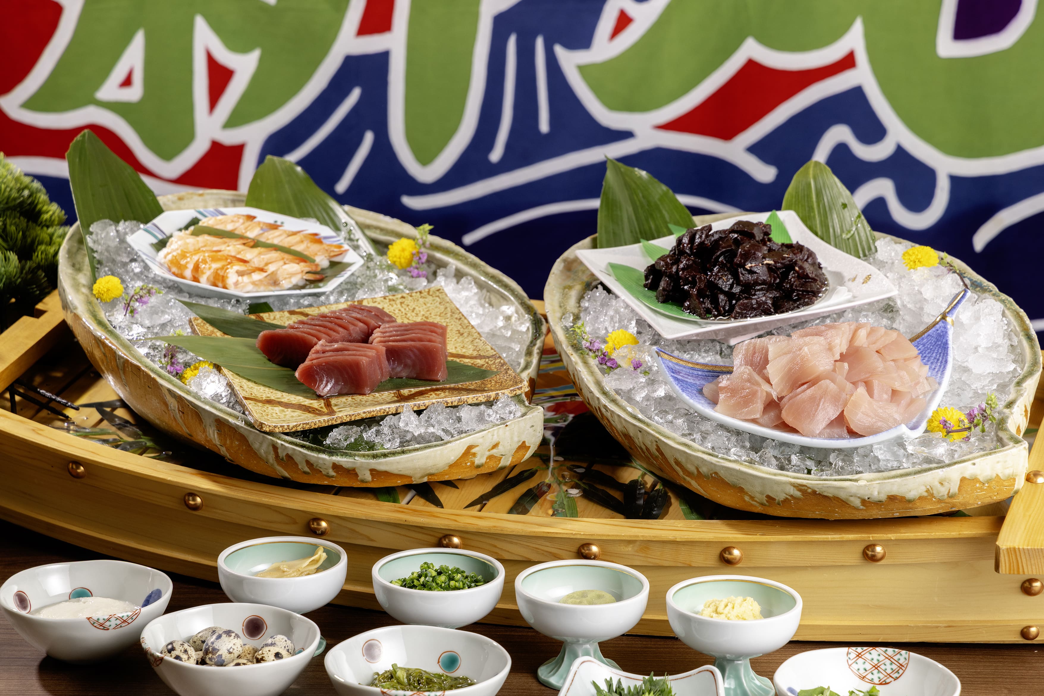 【朝食ビュッフェ】その日の「旬」を、自分だけの海鮮丼で。