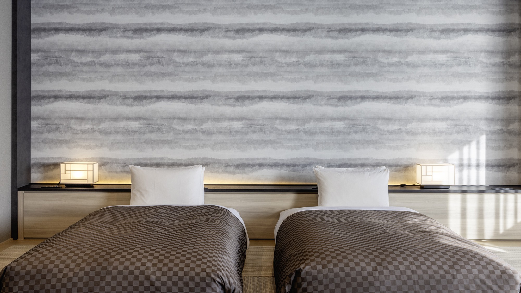 【和洋室】お子様もゴロゴロ安心なローベッドをご用意♪素足に優しい畳敷きの空間です。