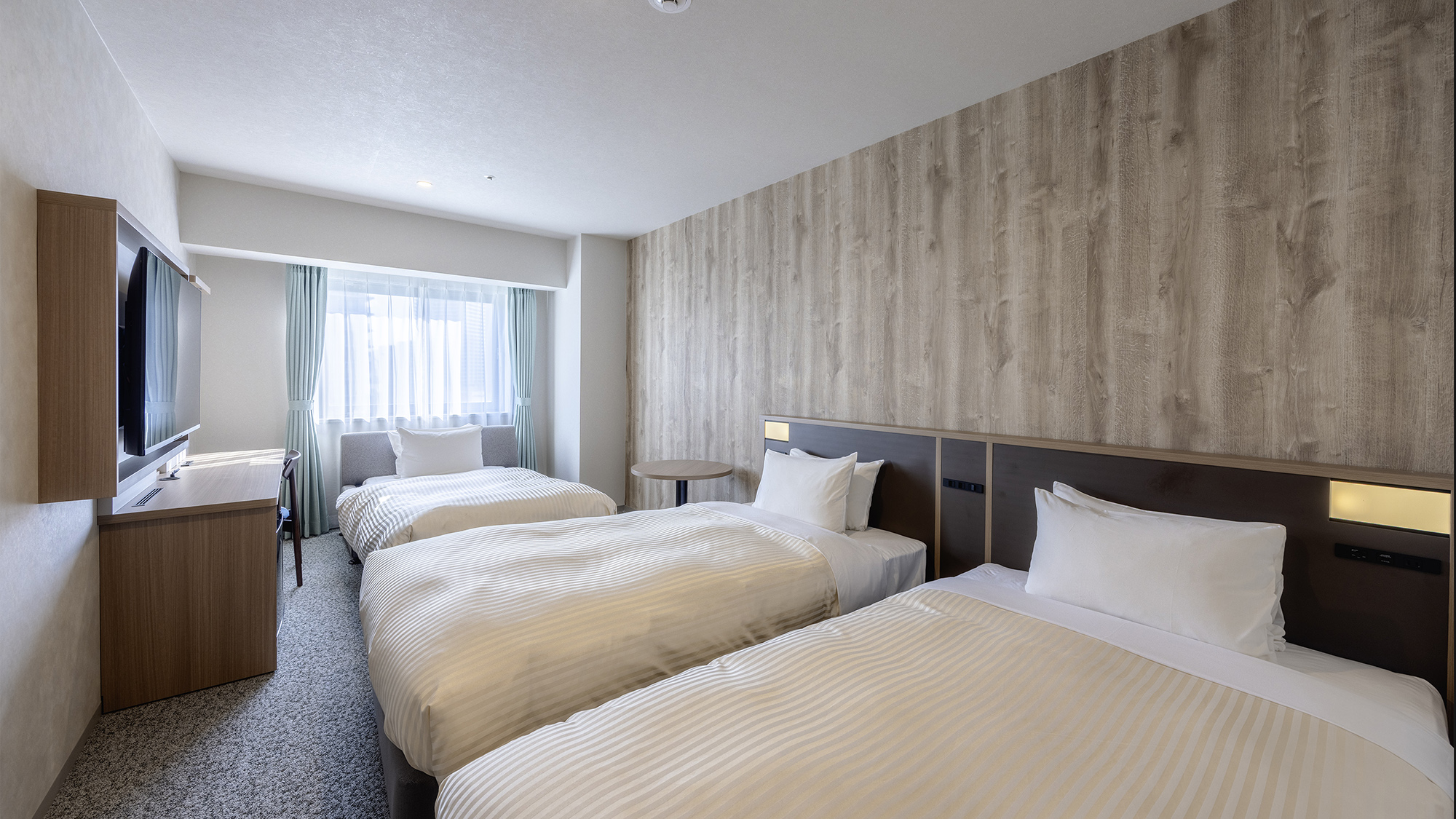 【トリプル】22平米/シングルベッド（110cm幅）2台＋エキストラベッド（90cm幅）