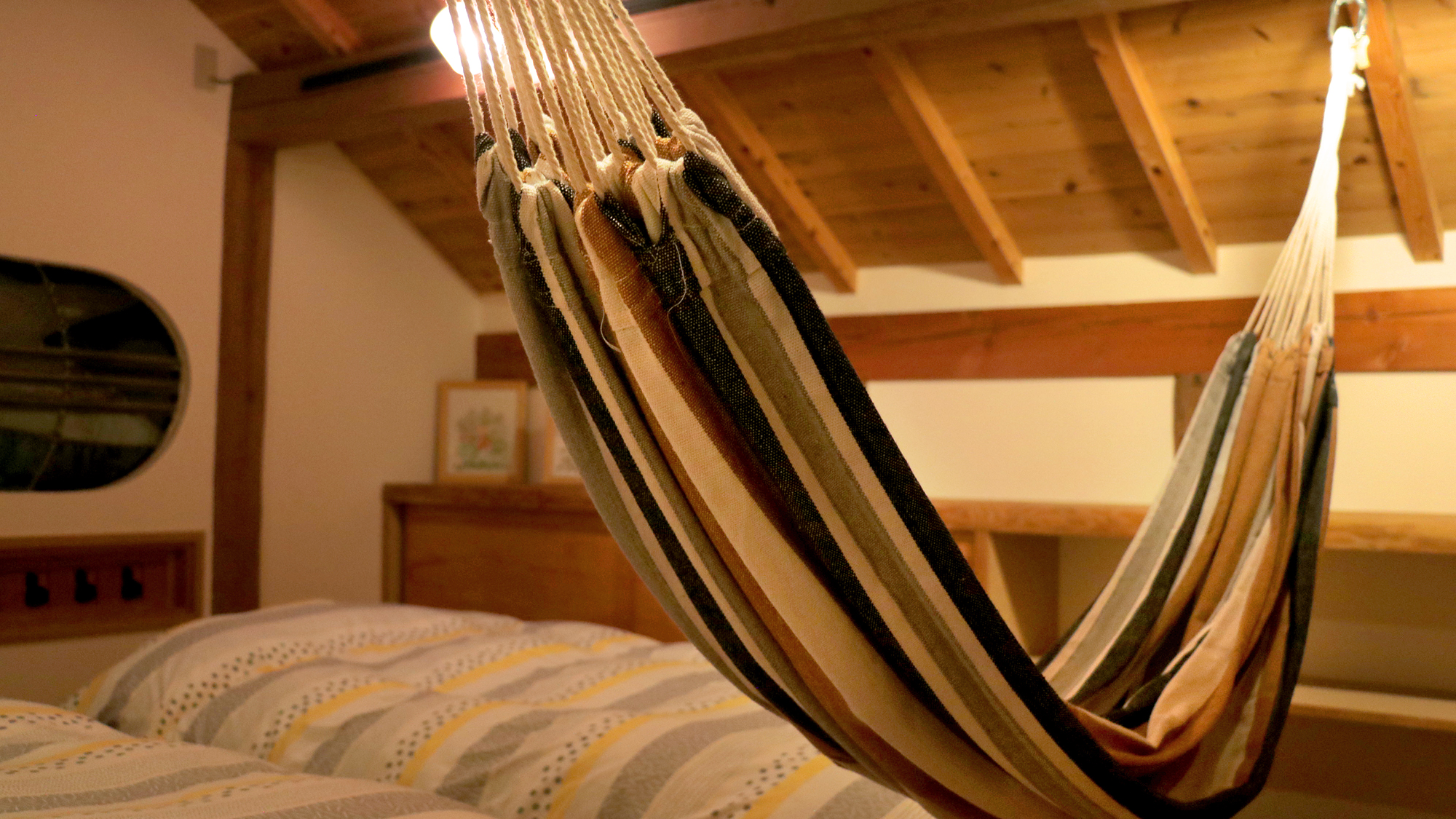 【離れー蔵】2階ツインルームはハンモック付です