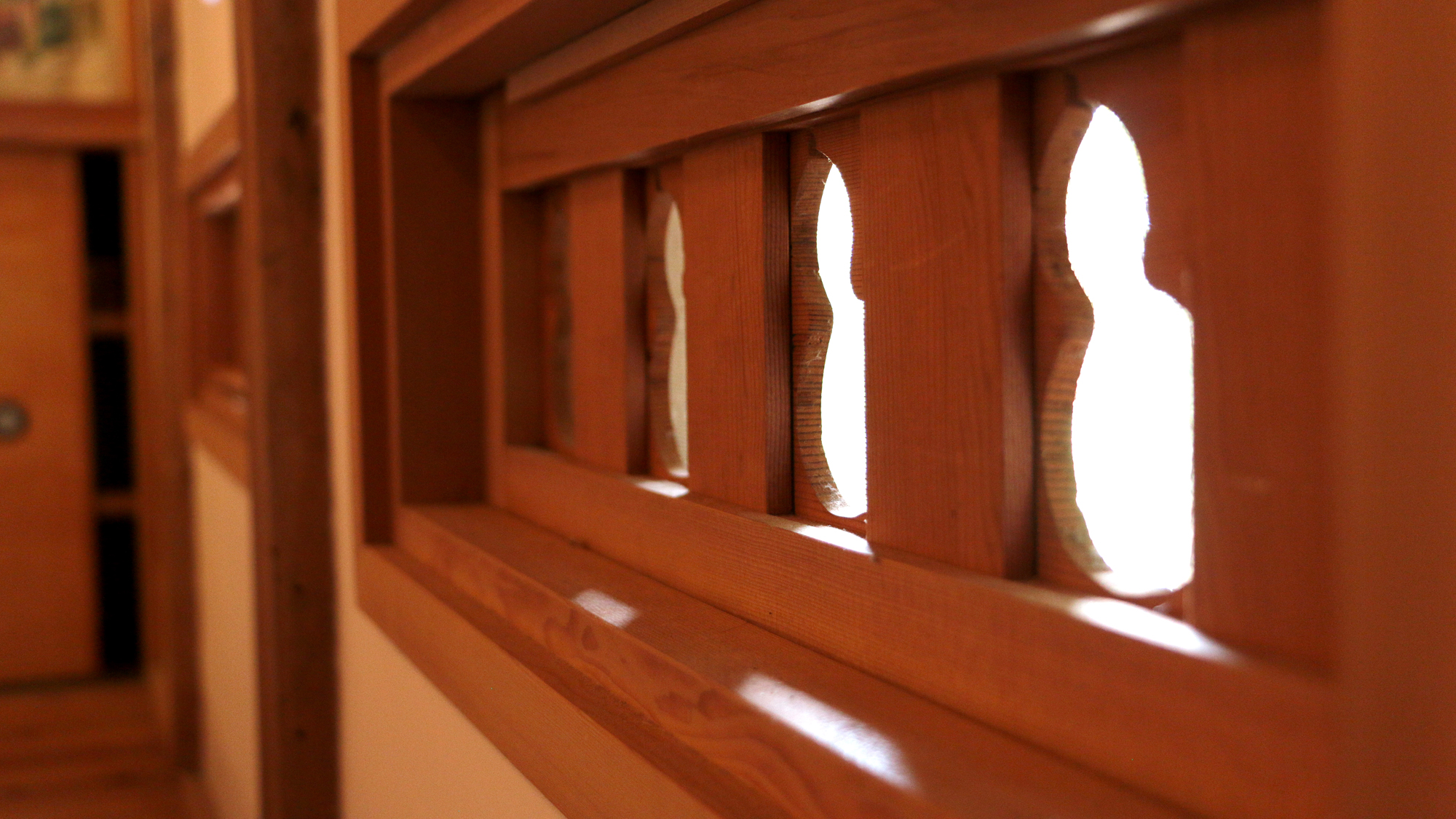 【離れー蔵】 ひょうたん型の小さな小窓