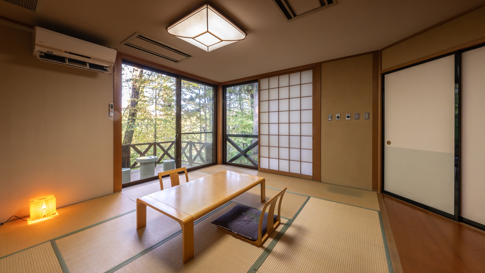 ■スタンダード和室｜自然を感じられるテラスが付いたスタンダード和室