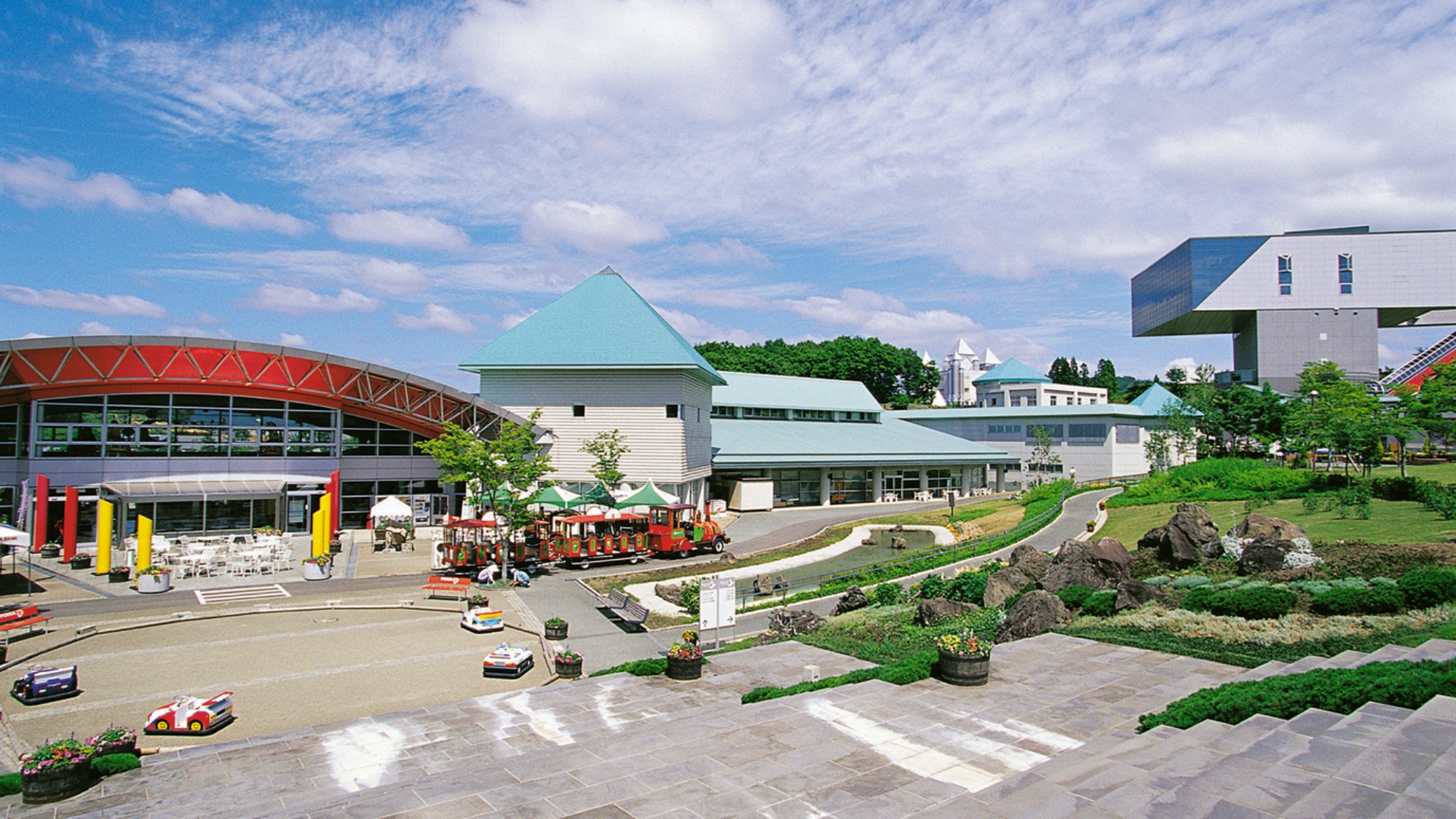 ■周辺観光｜雨の日も楽しめる『秋田ふるさと村』