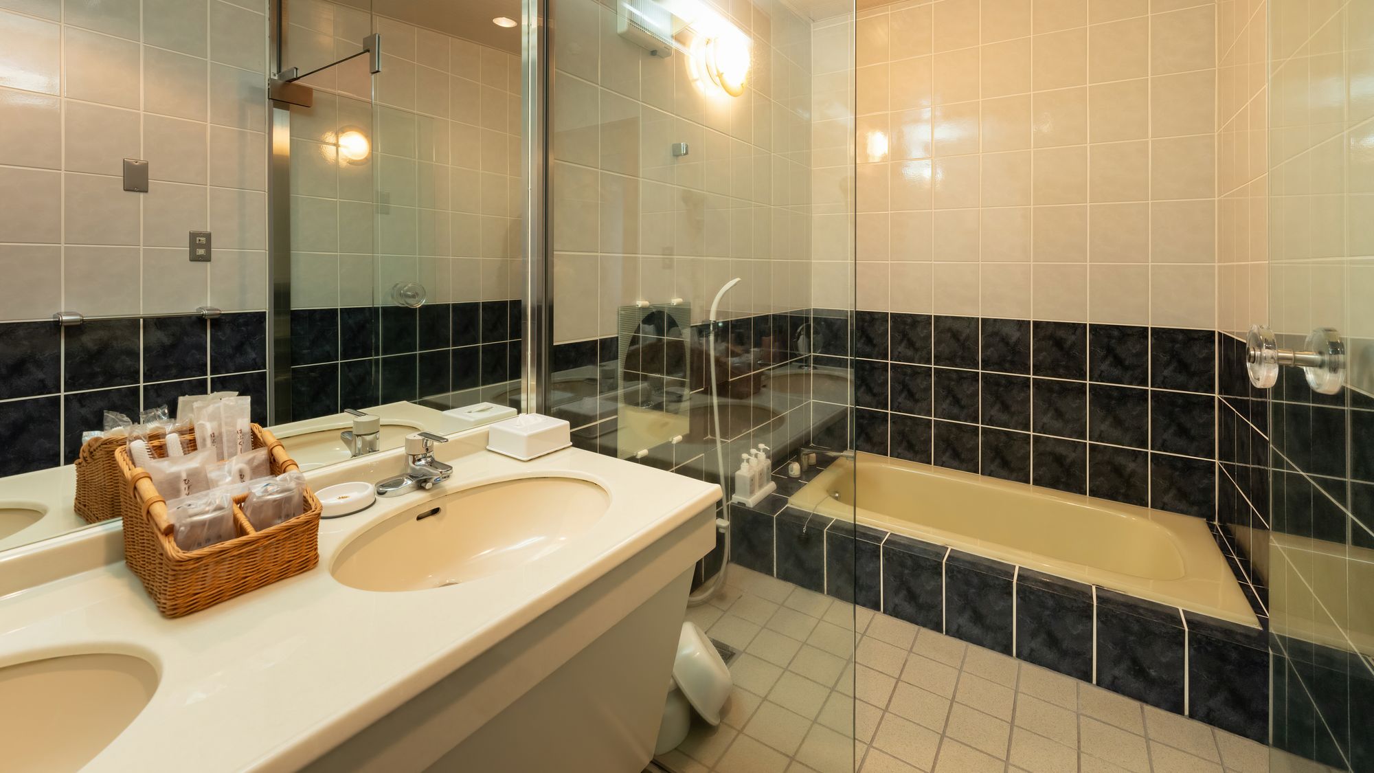 ■2間和室2ベッドルーム｜バスルーム