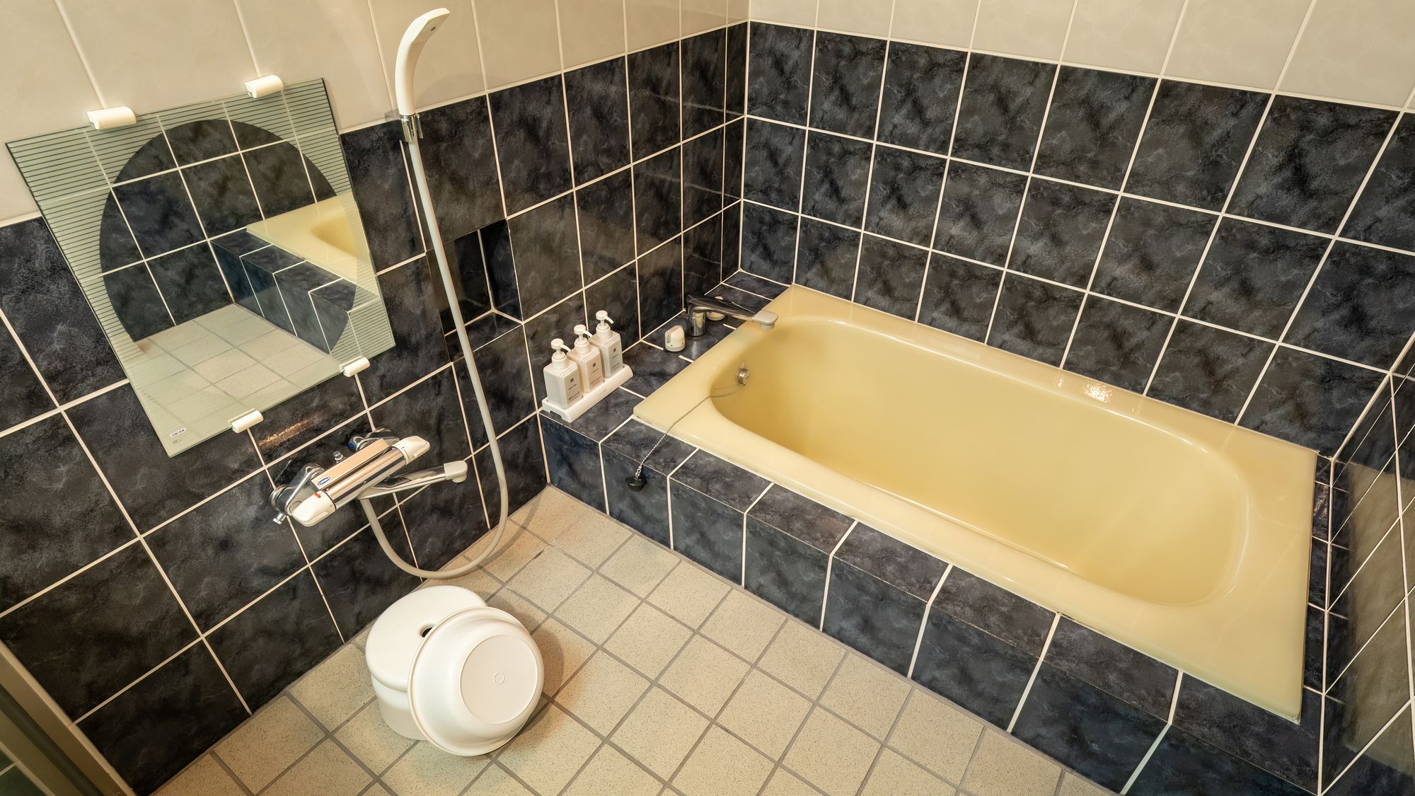 ■2間和室2ベッドルーム｜バスルーム