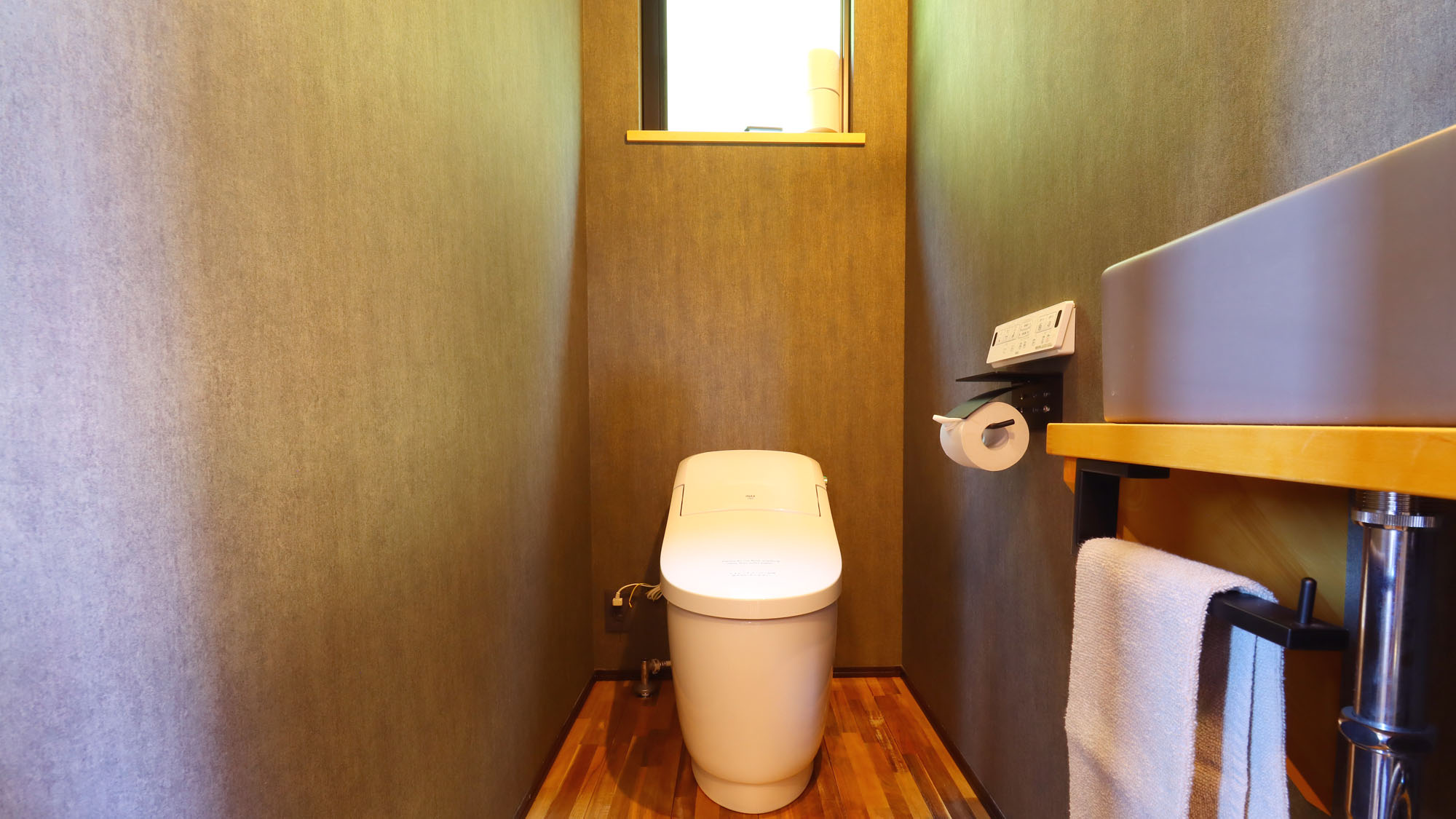 トイレにもこだわった細部まで綺麗な空間を