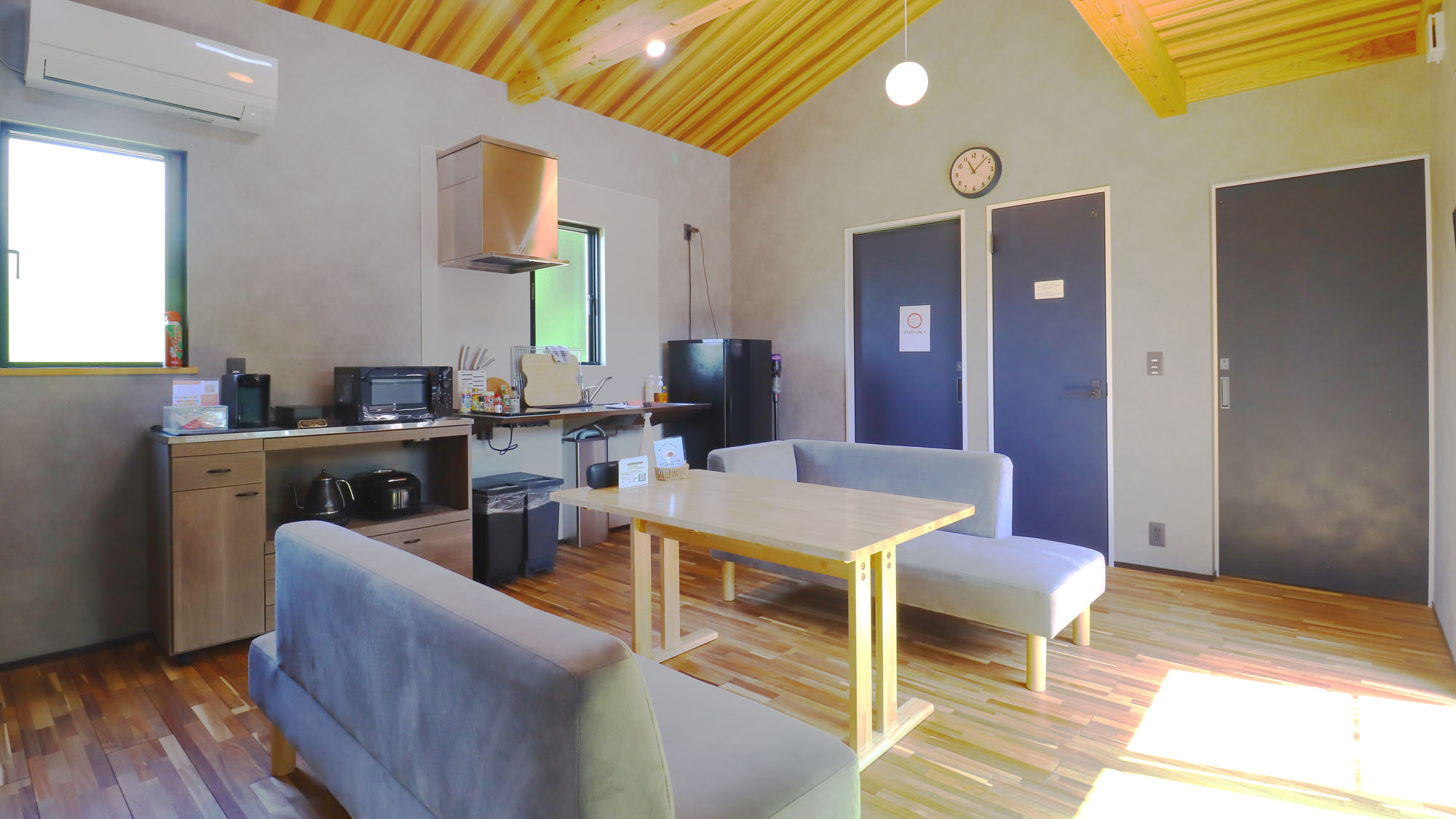 綺麗なお部屋でのんびりくつろげます♪