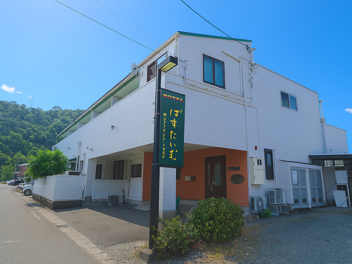 【外観】皆様のお越しをお待ちしております。