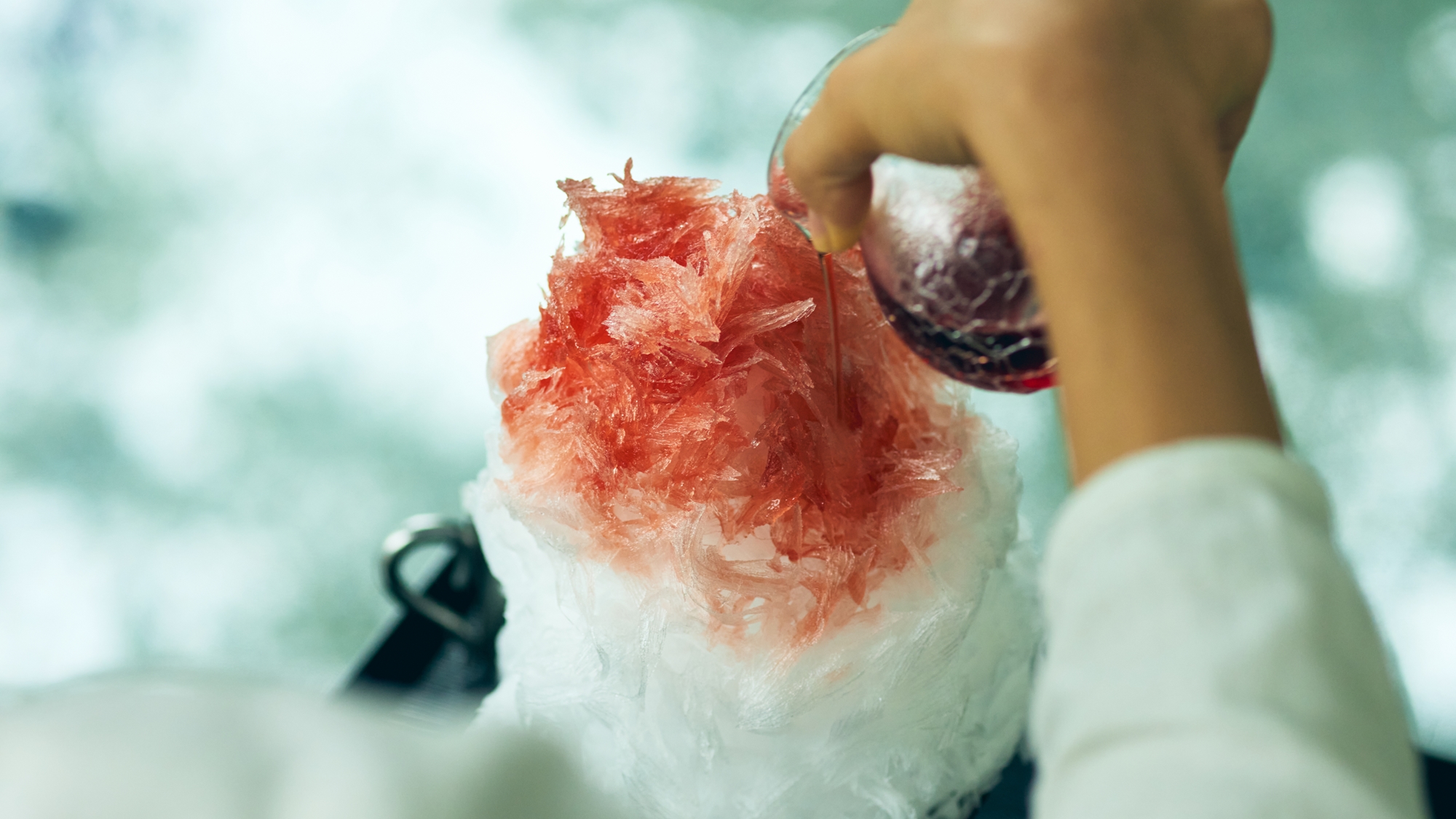 [周辺/阿左美冷蔵]天然氷のかき氷は、一年を通してお楽しみいただけます。