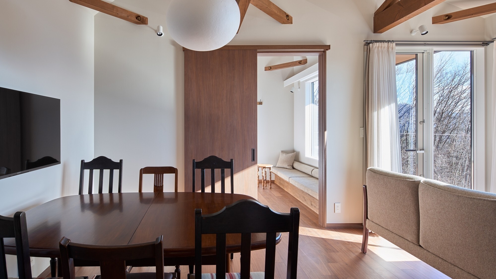 [Terrace Cottage]2LDK／53.42㎡　四季折々に変化する景色を独り占め。